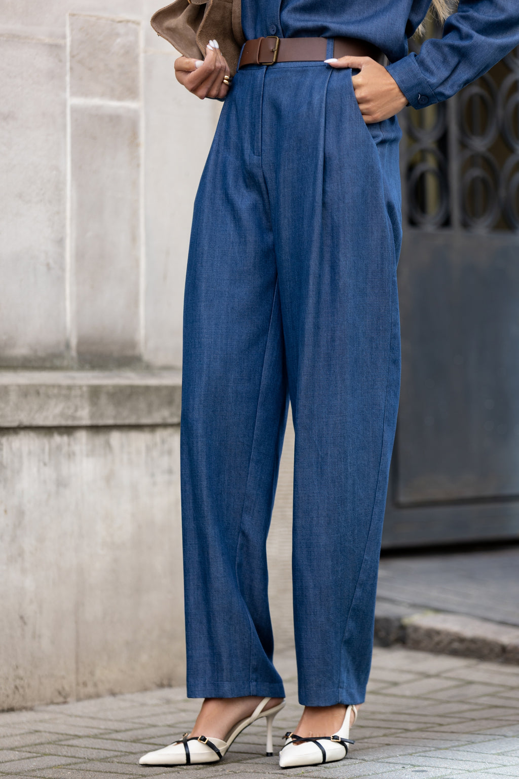 Spodnie z cienkiego jeansu