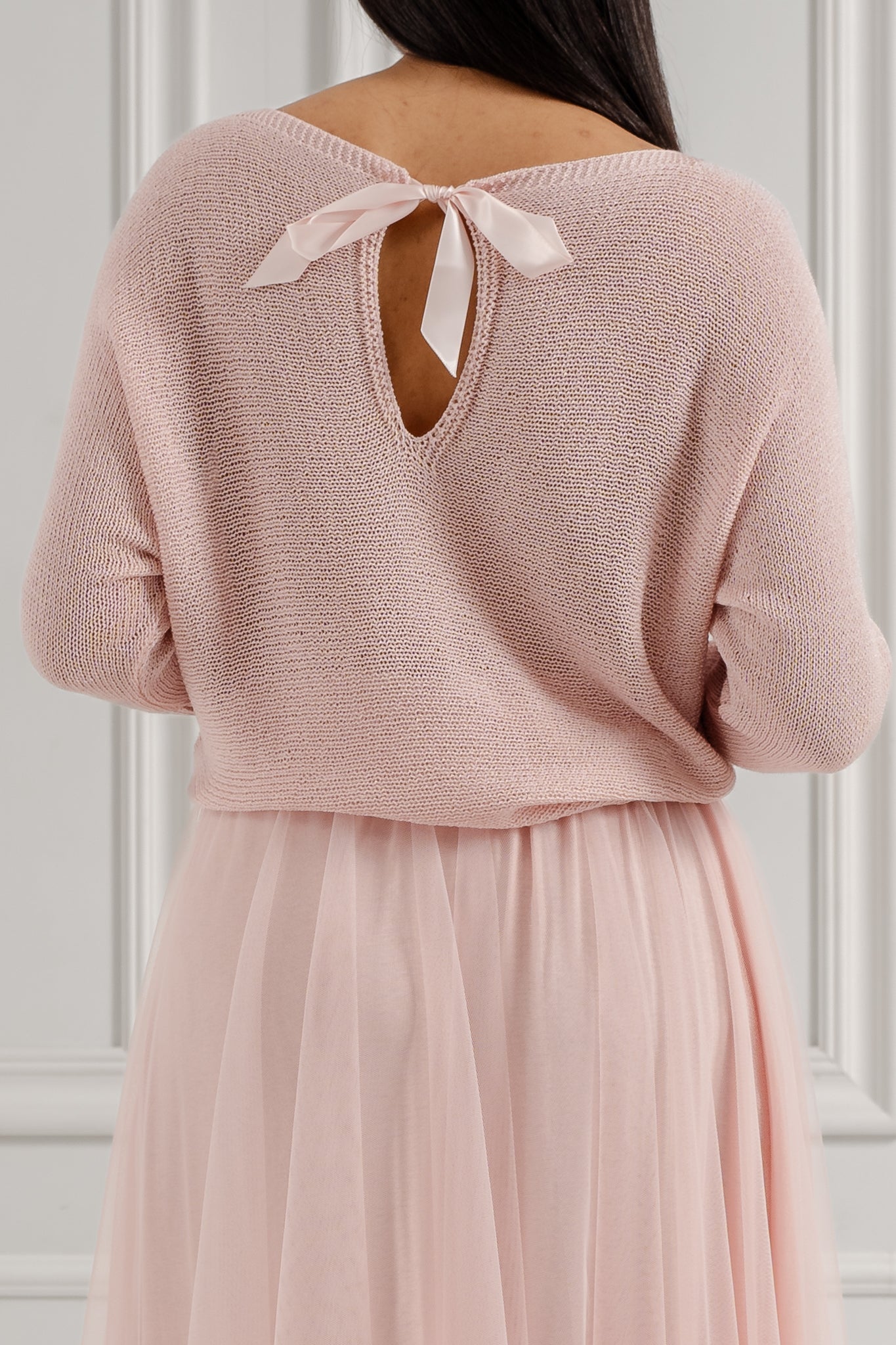 Sweter z kokardką na plecach- Beżowy / Uniwersalny