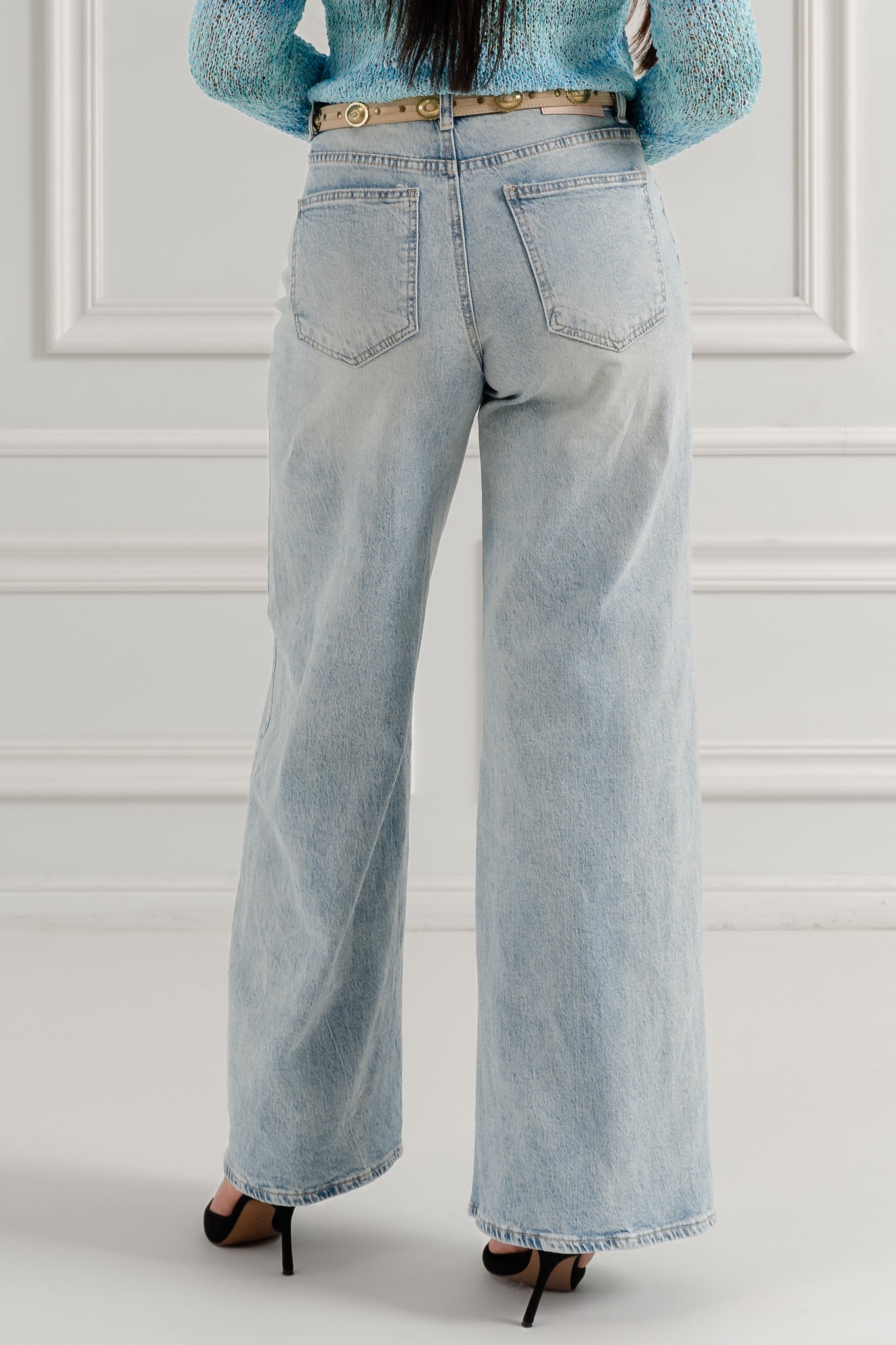 Pasek z metalowymi oczkami- Beżowy