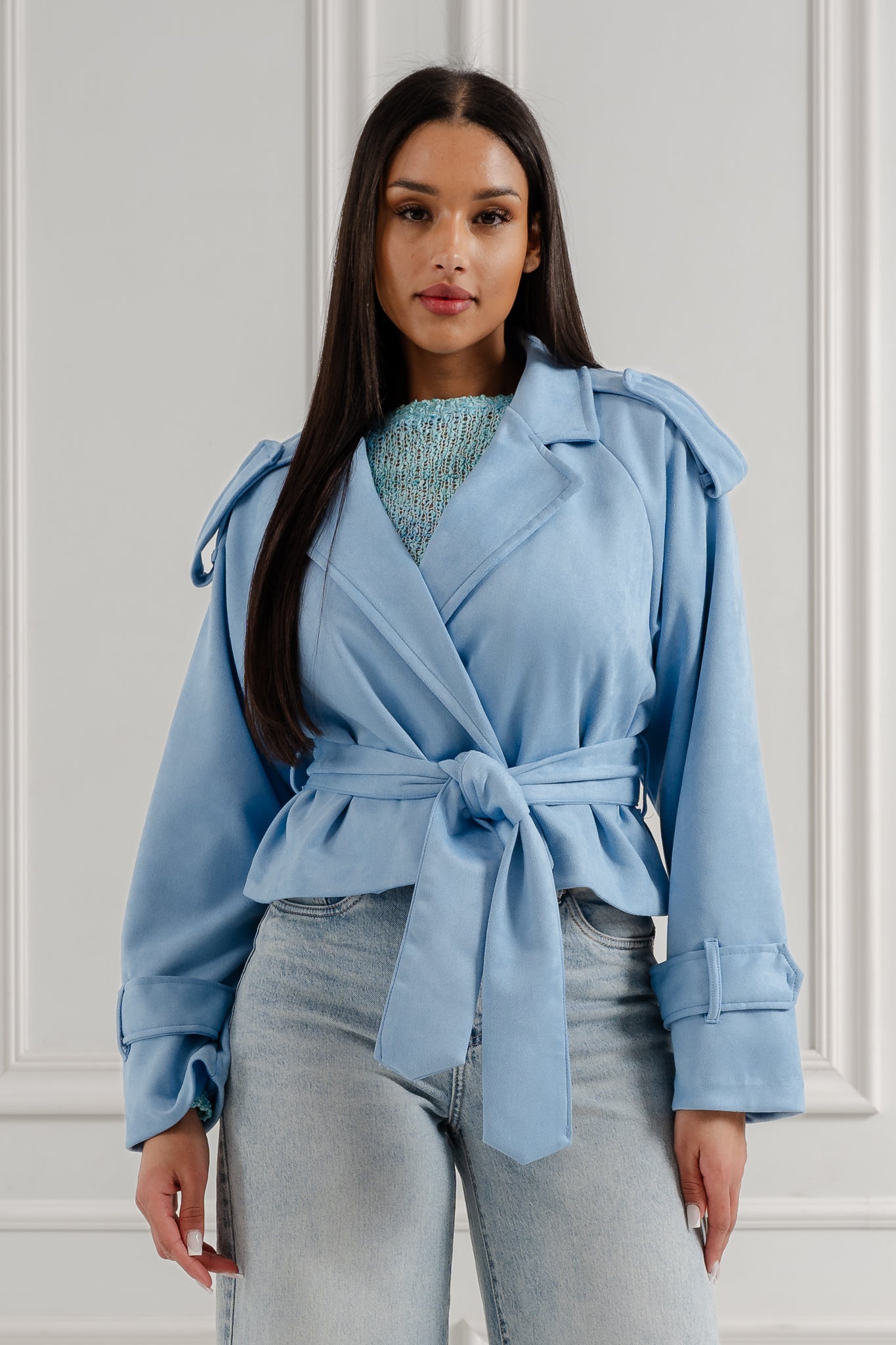 Krótki płaszcz z wiązaniem- Różowy / Uniwersalny