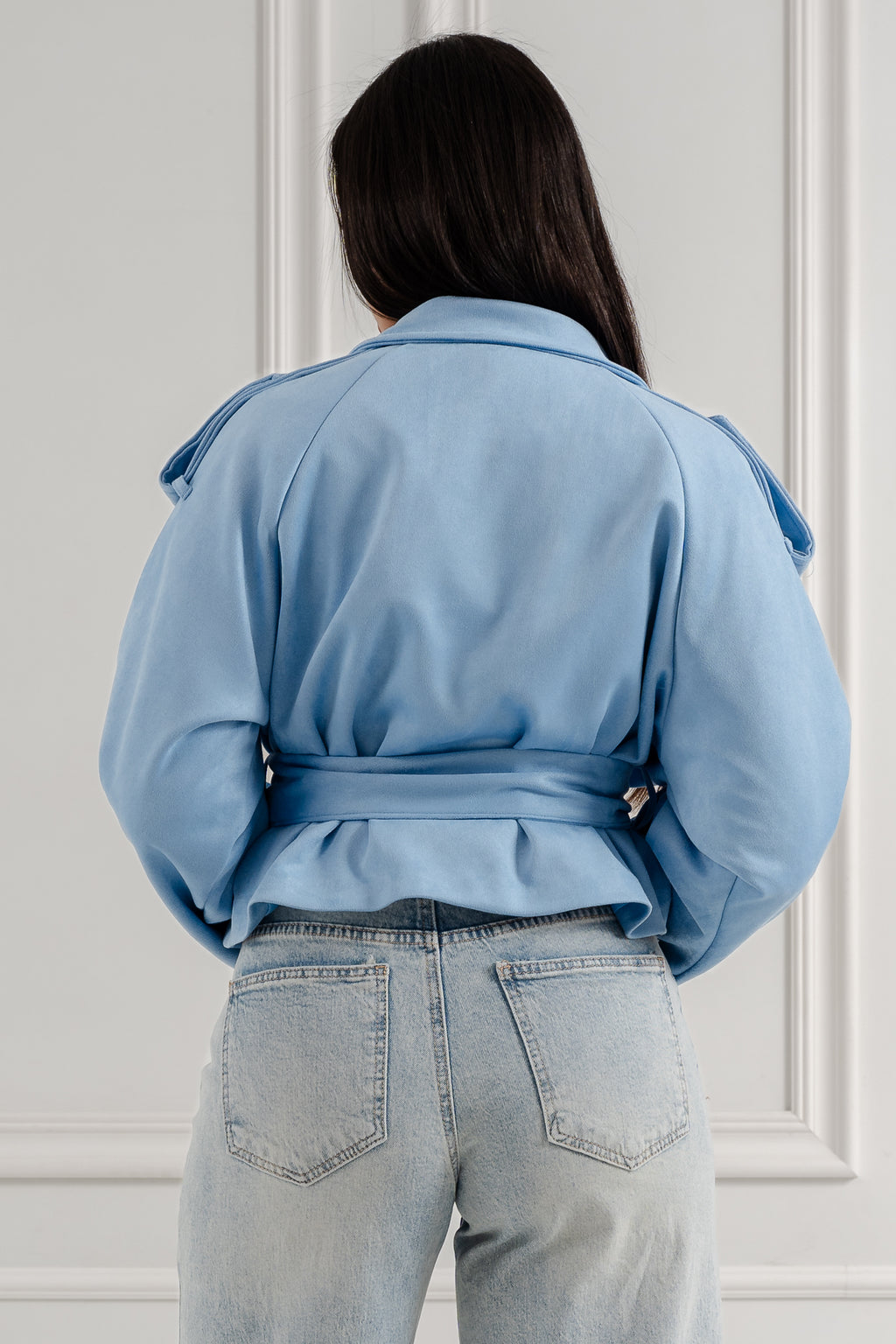 Krótki płaszcz z wiązaniem- Różowy / Uniwersalny