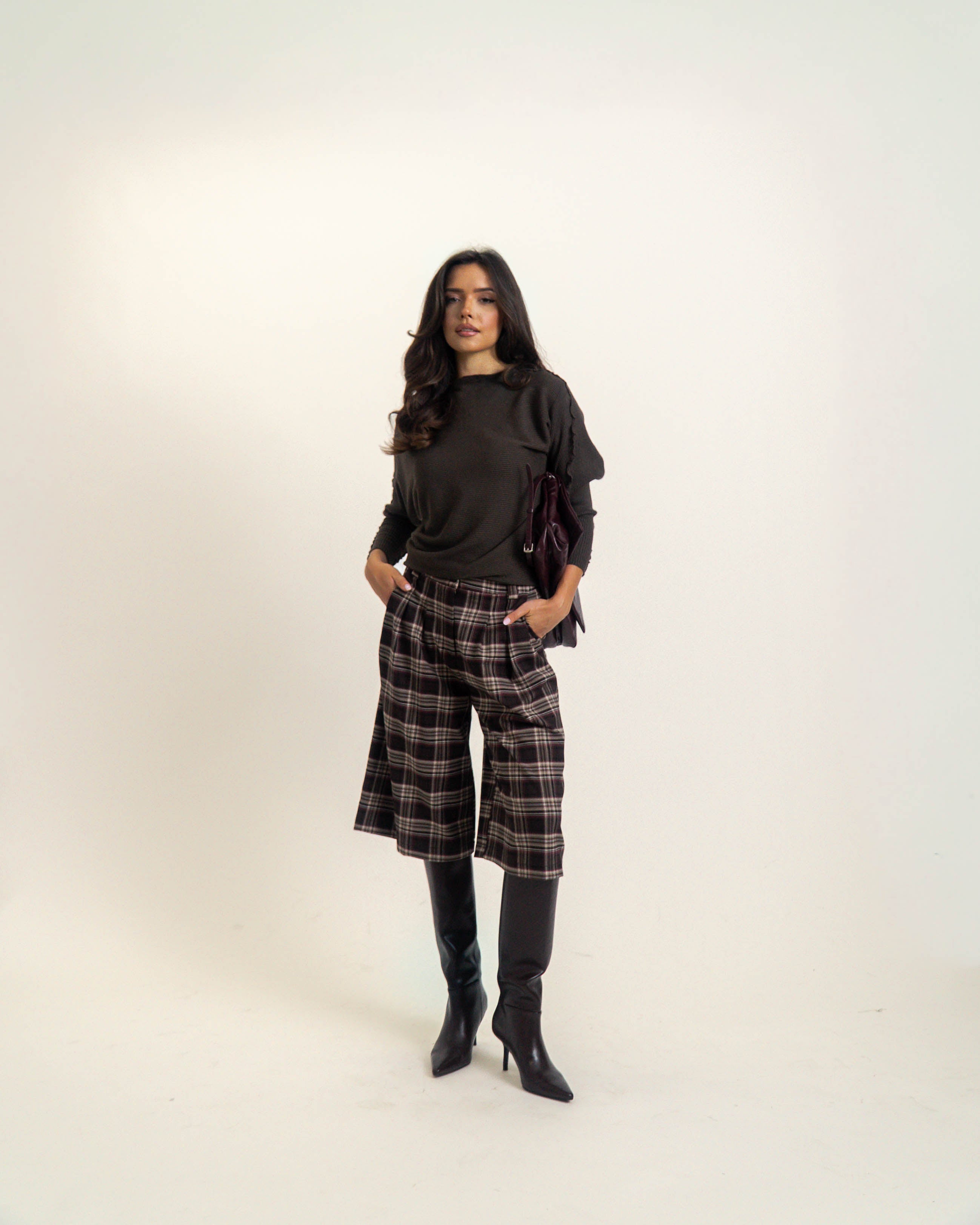 DZIANINOWY SWETER W PRĄŻKI