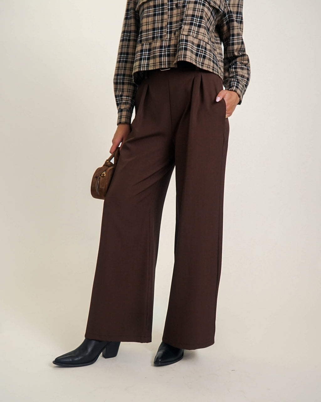 SPODNIE Z SZEROKĄ NOGAWKĄ