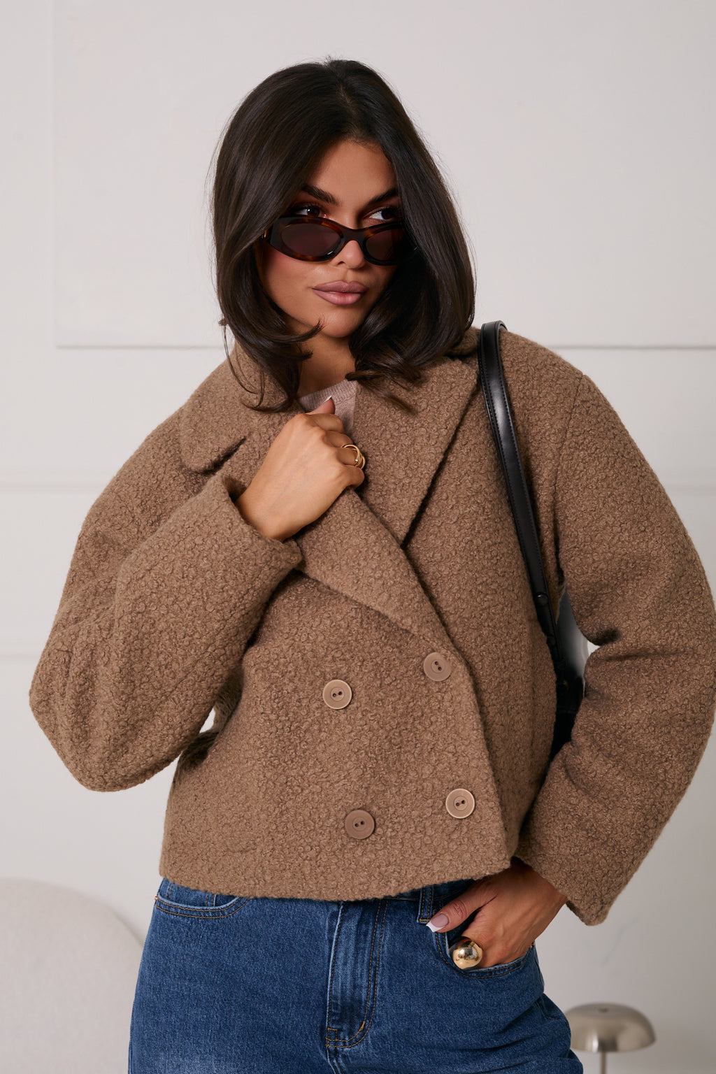 KURTKA Z BUKLI Z DWURZĘDOWYM ZAPIĘCIEM