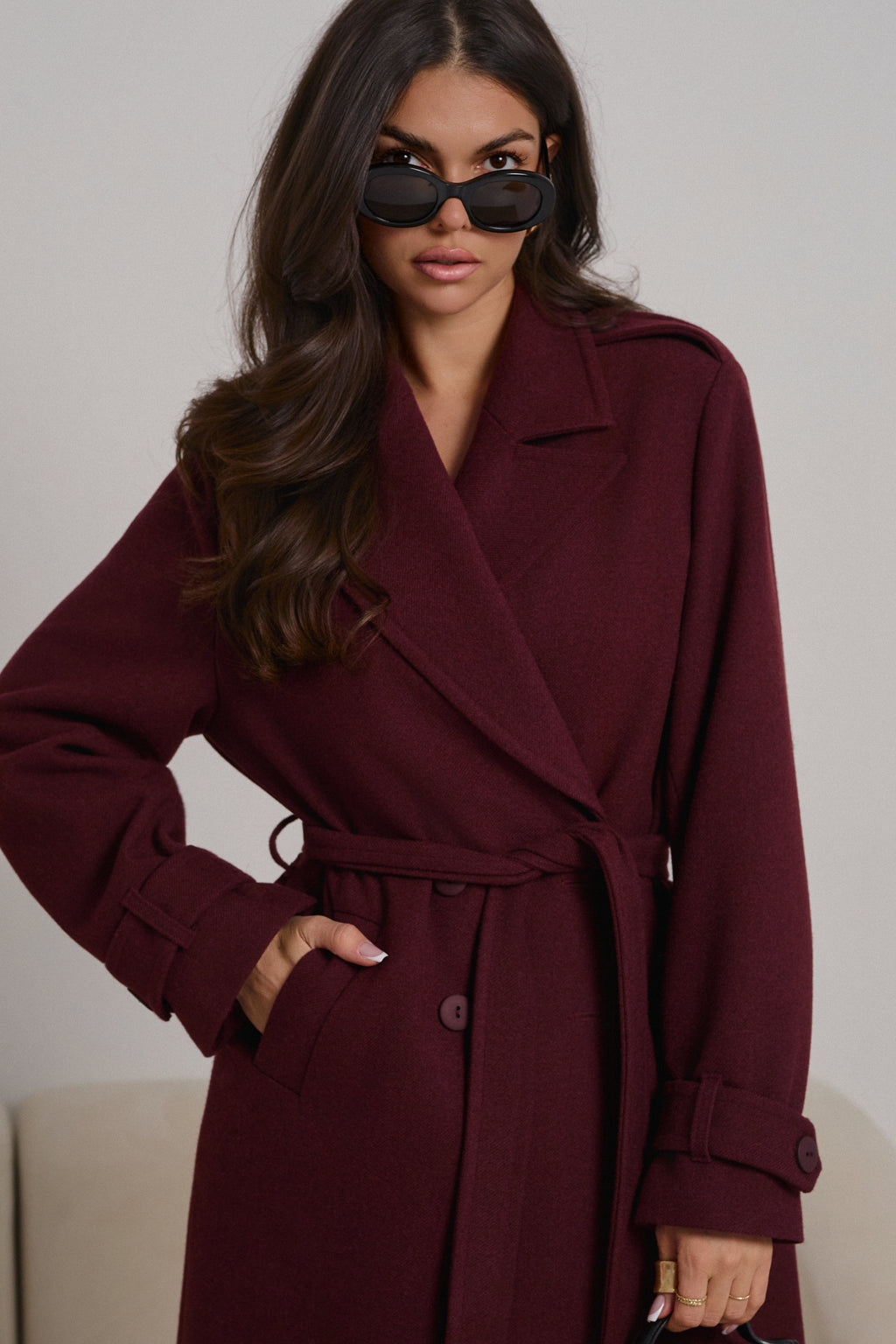 Płaszcz z wiązaniem