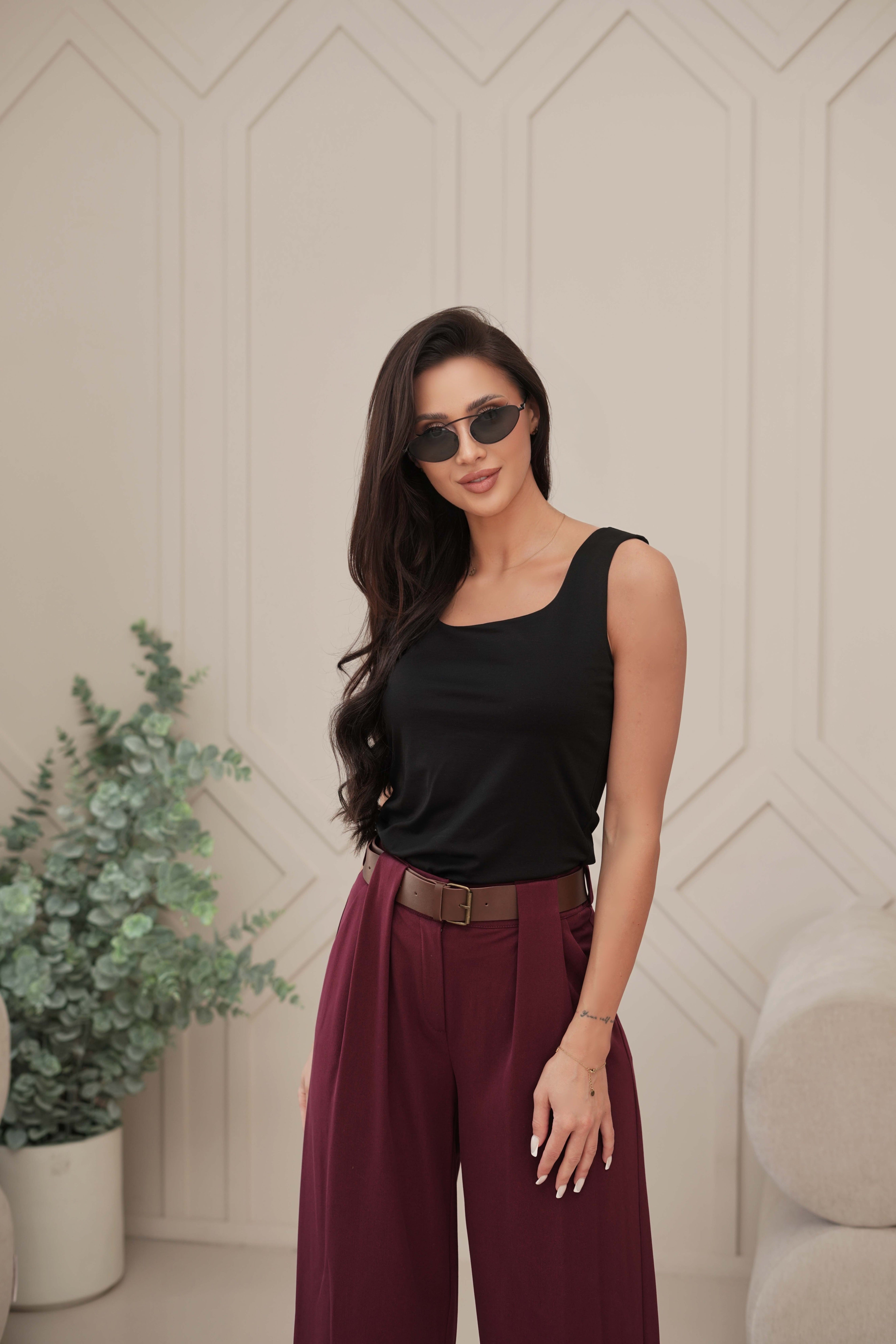 Eleganckie spodnie z paskiem