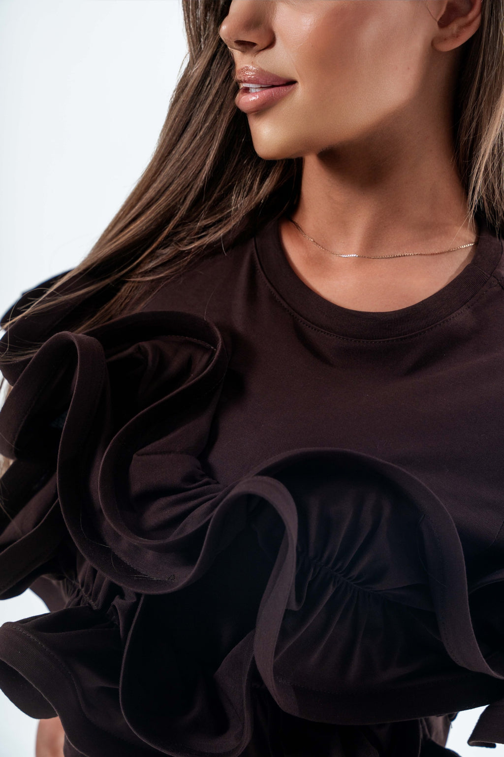 T-SHIRT WAVE Z APLIKACJĄ 3D- Brązowy / Uniwersalny