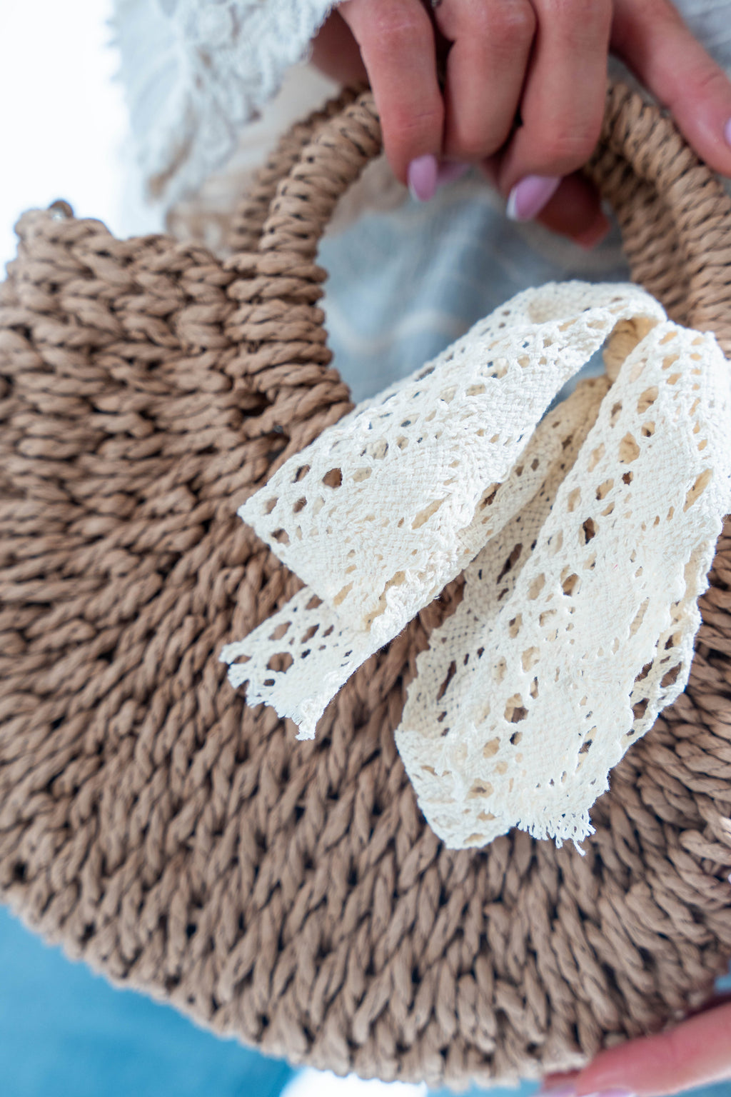 TOREBKA KOSZYK Z KOKARDĄ