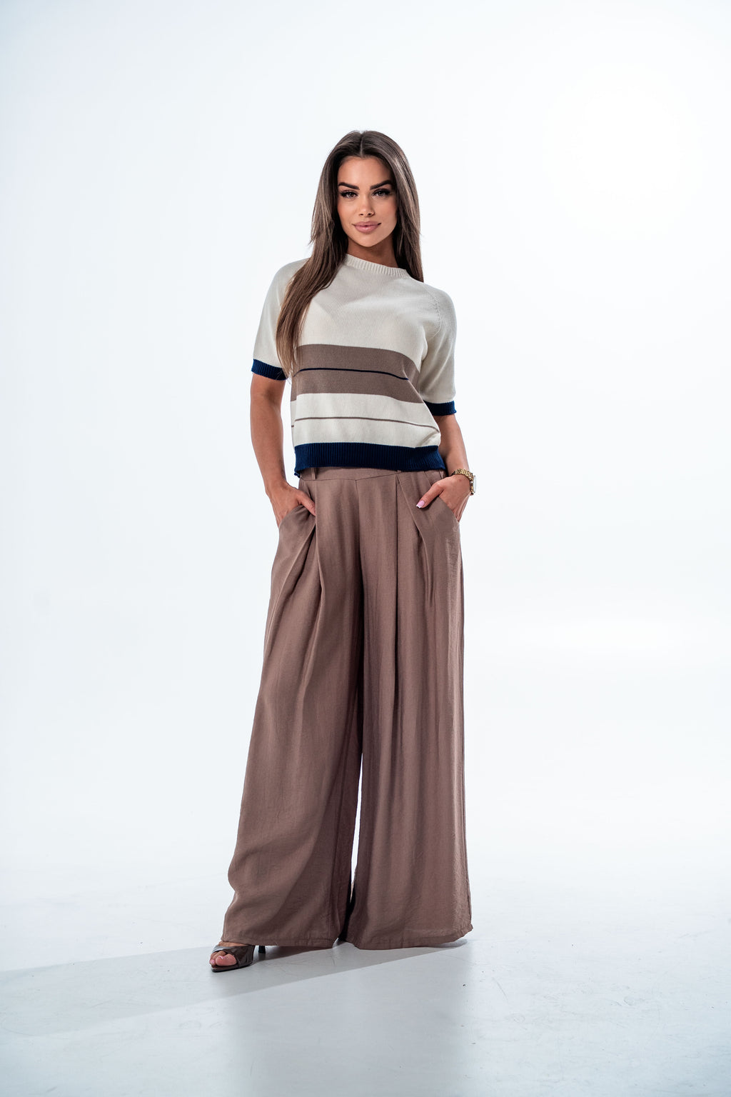 Sweter z krótkim rękawem w paski- Kremowy / Uniwersalny