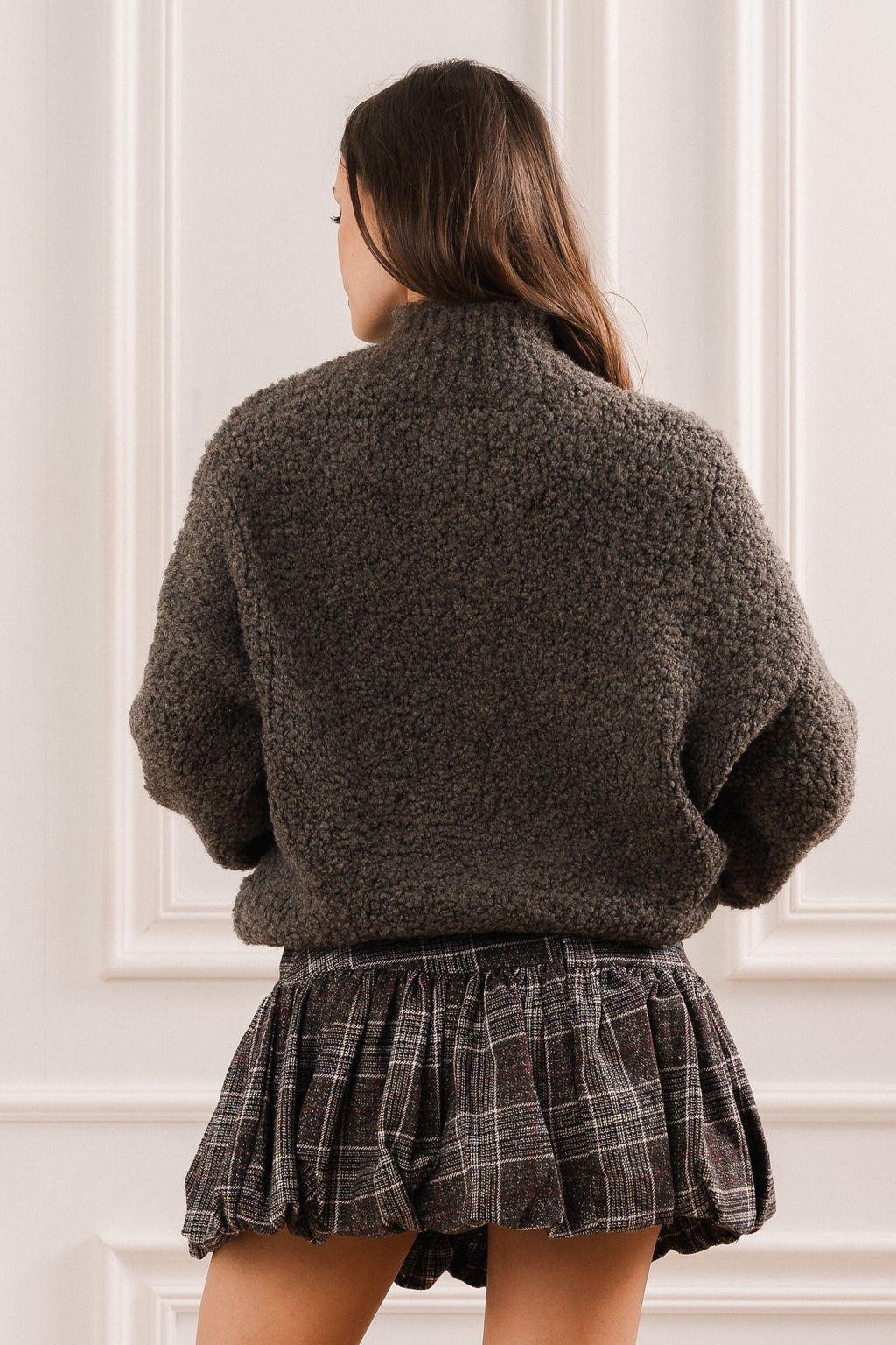 Sweter Bouclé z Luźnym Fasonem- Biały / Uniwersalny