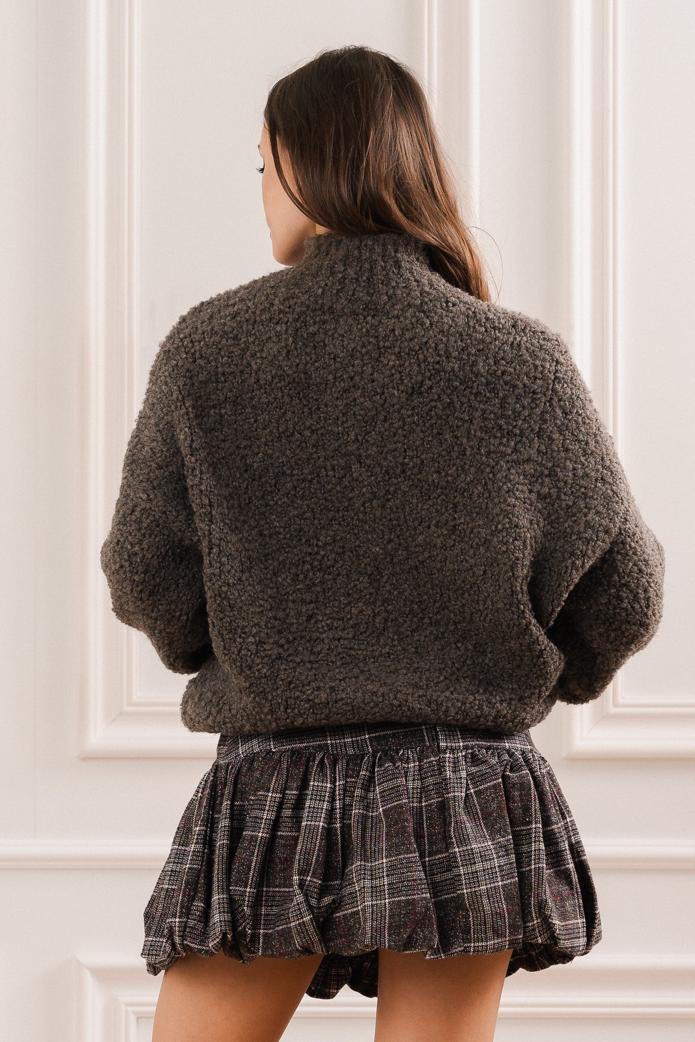 Sweter Bouclé z Luźnym Fasonem- Biały / Uniwersalny