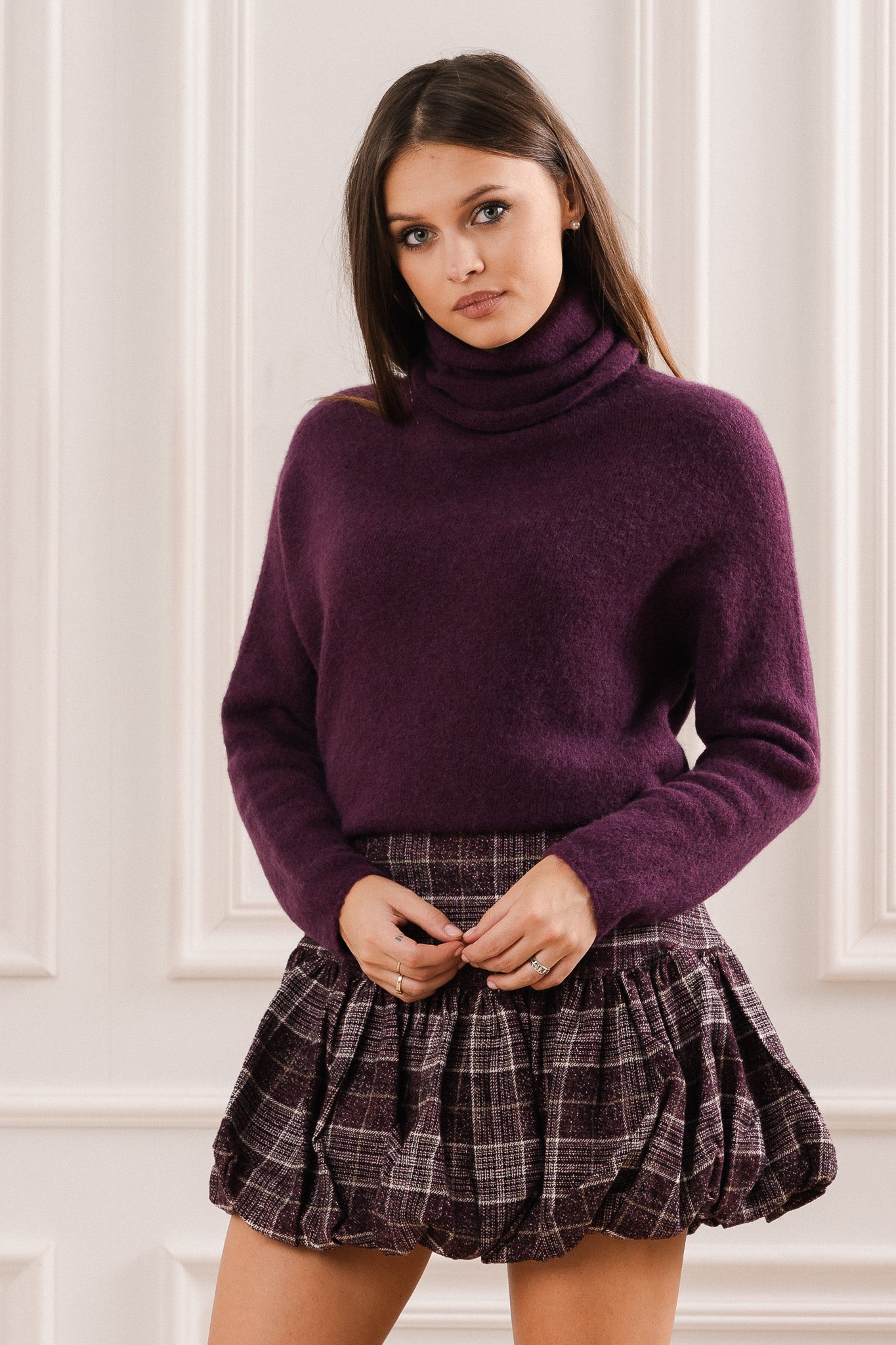 Sweter z Golfem i Domieszką Alpaki- Bordowy