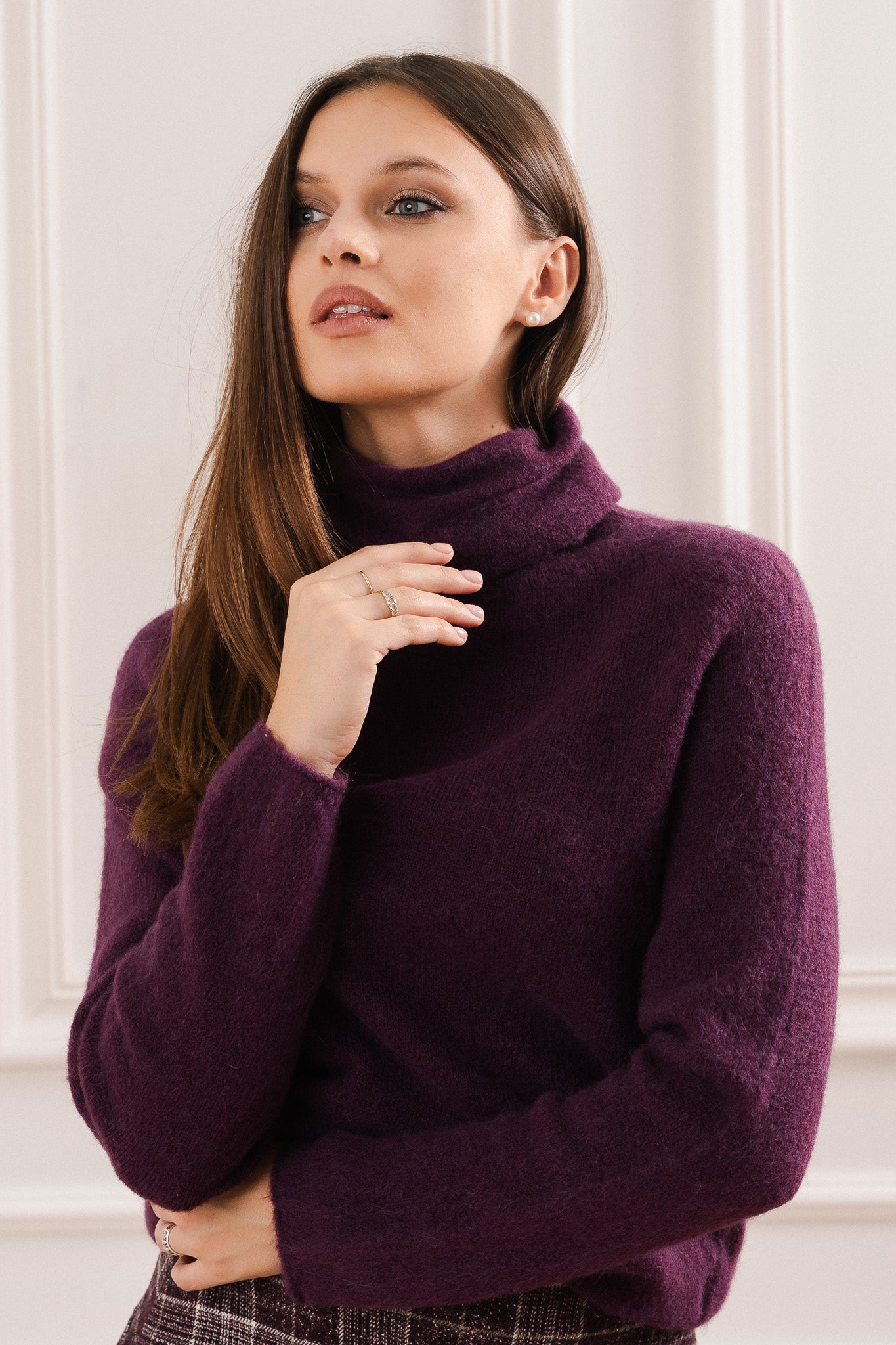 Sweter z Golfem i Domieszką Alpaki- Bordowy