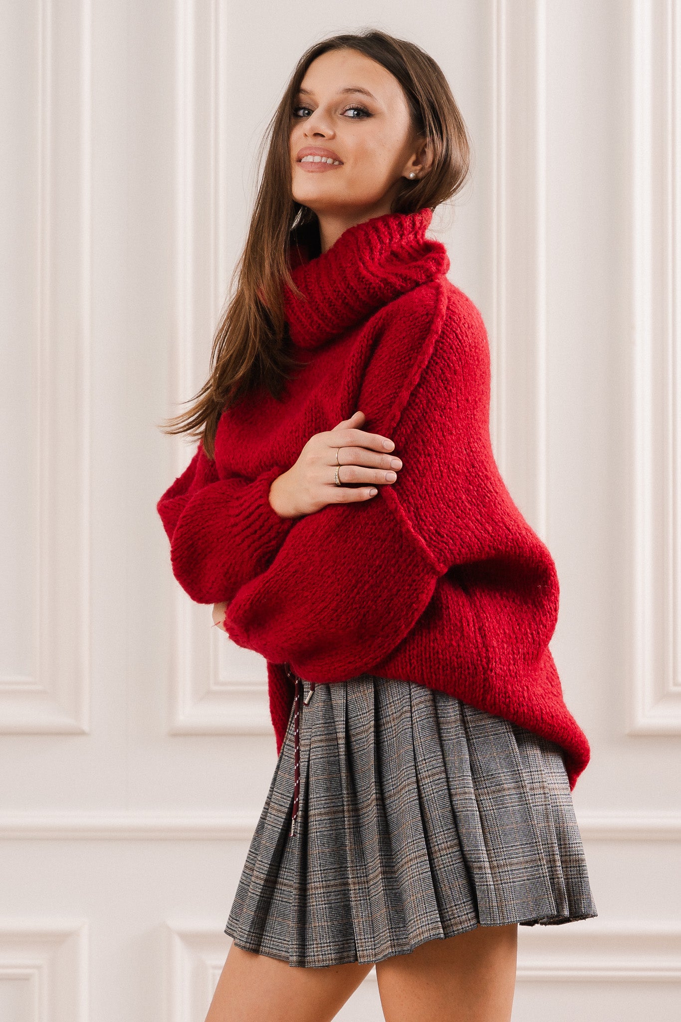 Sweter Oversize z Golfem- Uniwersalny / Brązowy