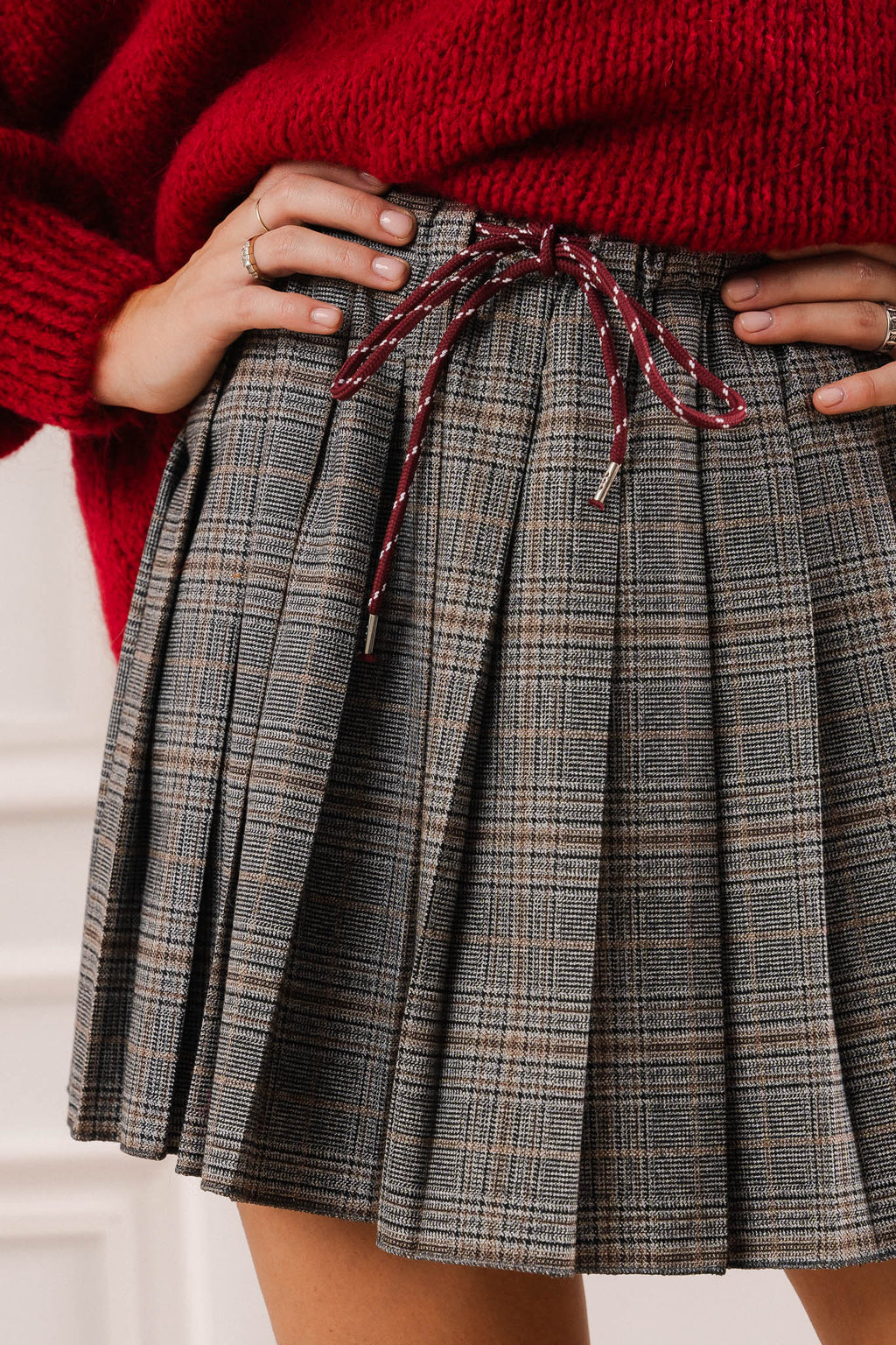 Plisowana Spódniczka w Kratę z Dekoracyjnym Wiązaniem- Szary / Uniwersalny