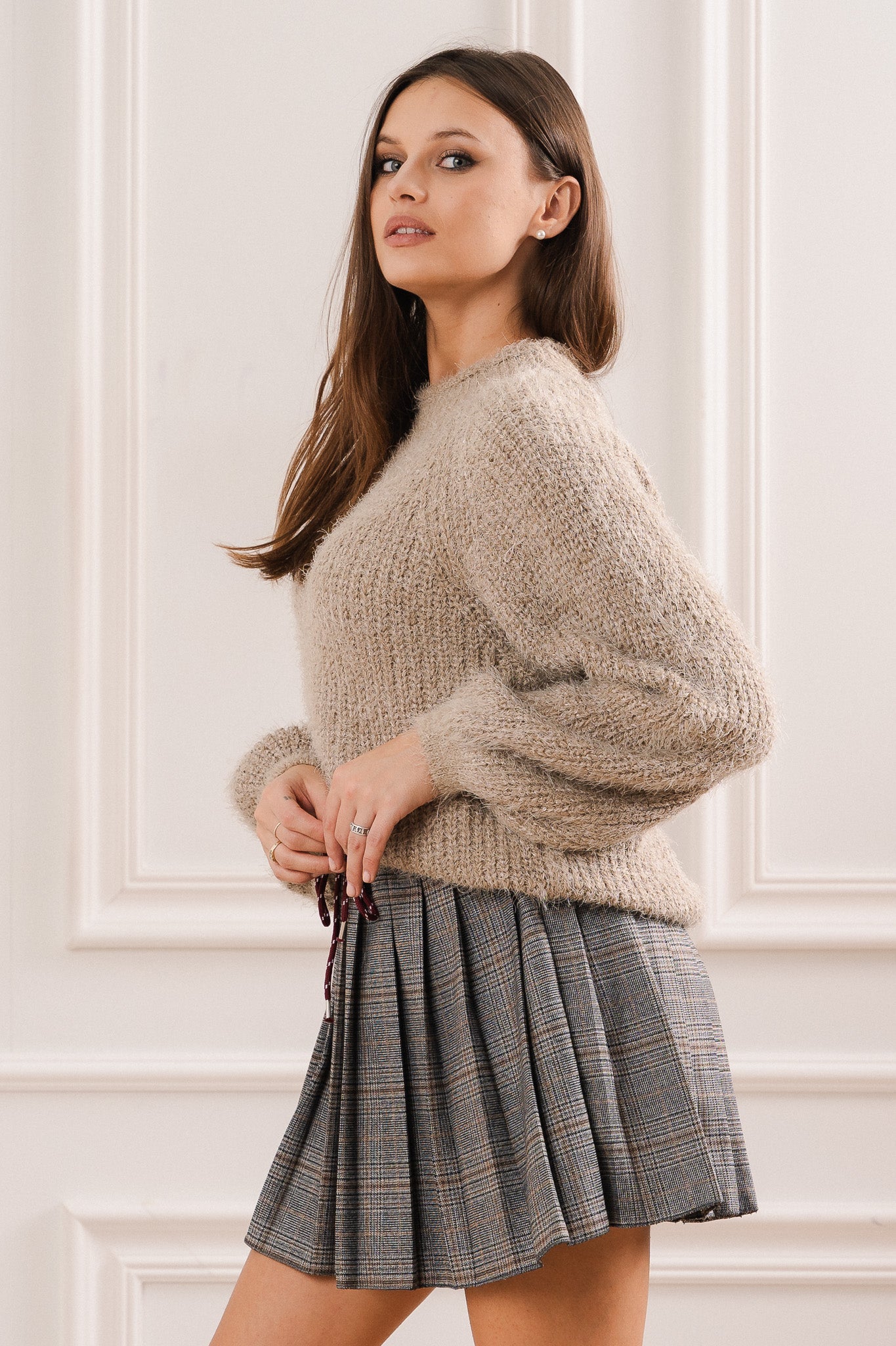 Sweter z Subtelnym Błyskiem- Czerwony / Uniwersalny