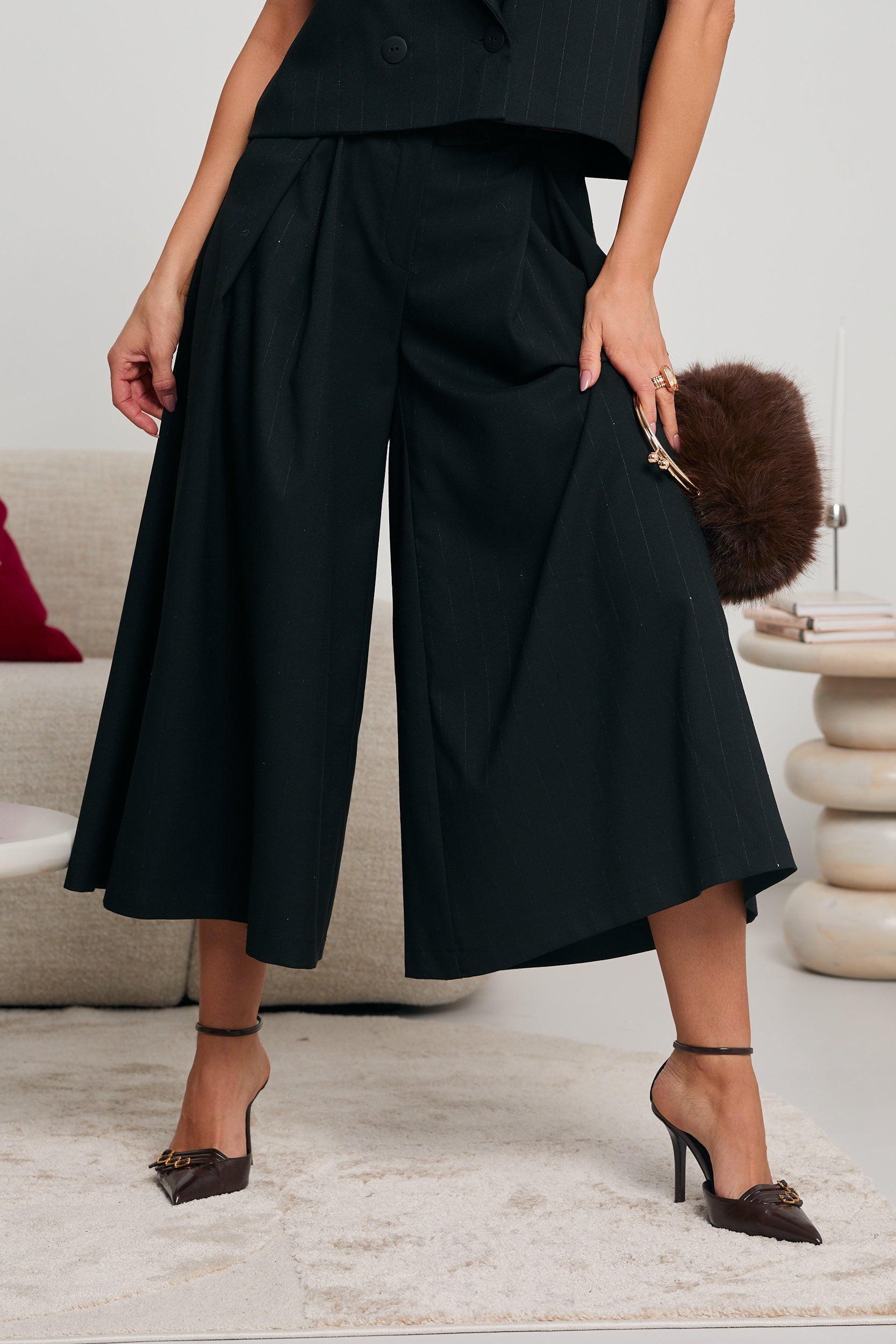 KOMPLET SPODNIE CULOTTE I KAMIZELKA Z ZAPIĘCIEM