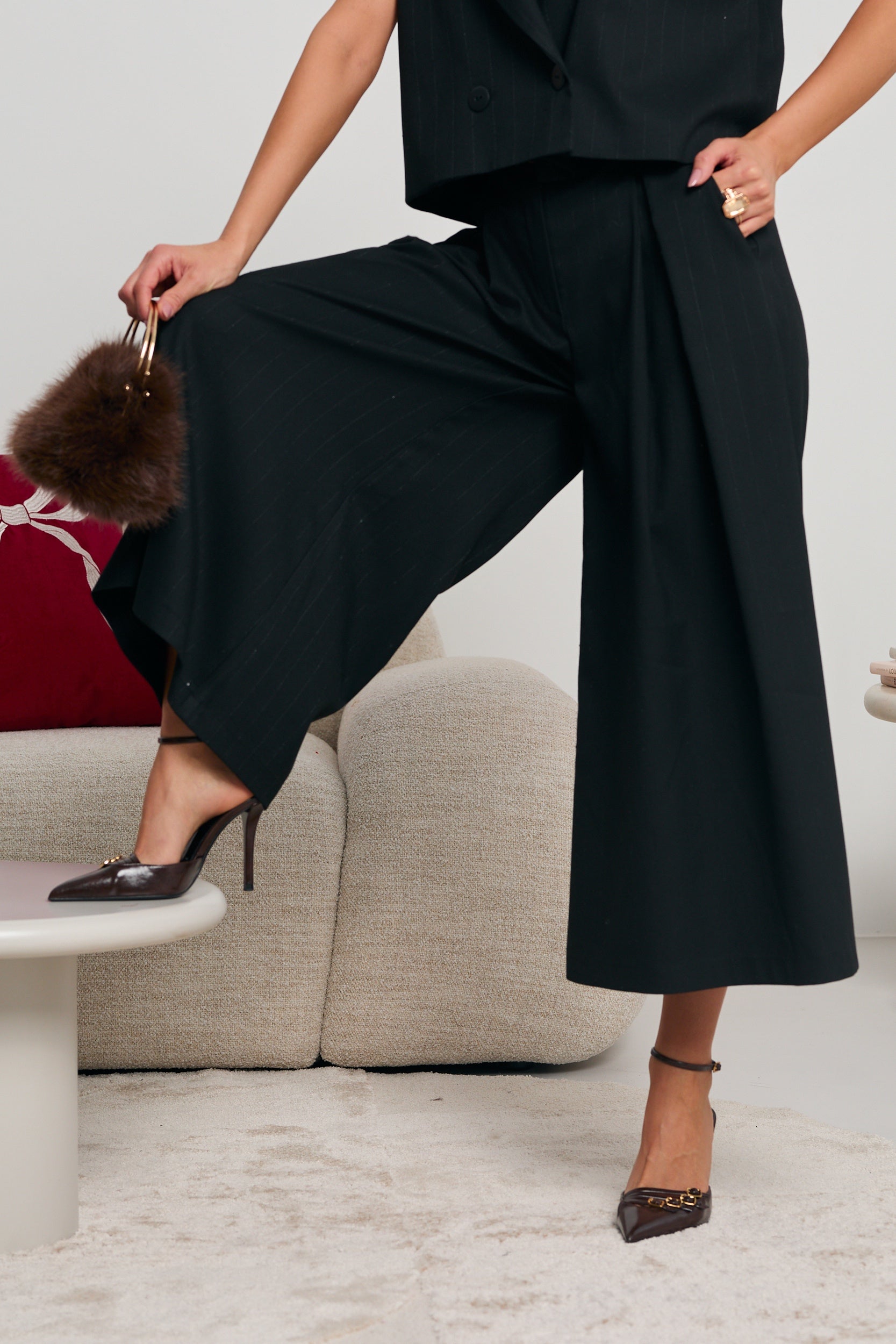 KOMPLET SPODNIE CULOTTE I KAMIZELKA Z ZAPIĘCIEM