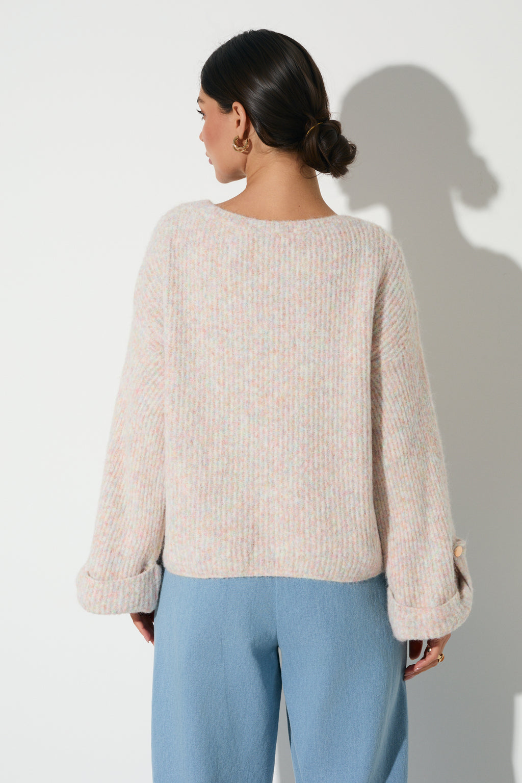 SWETER Z ROZSZERZANYM RĘKAWEM