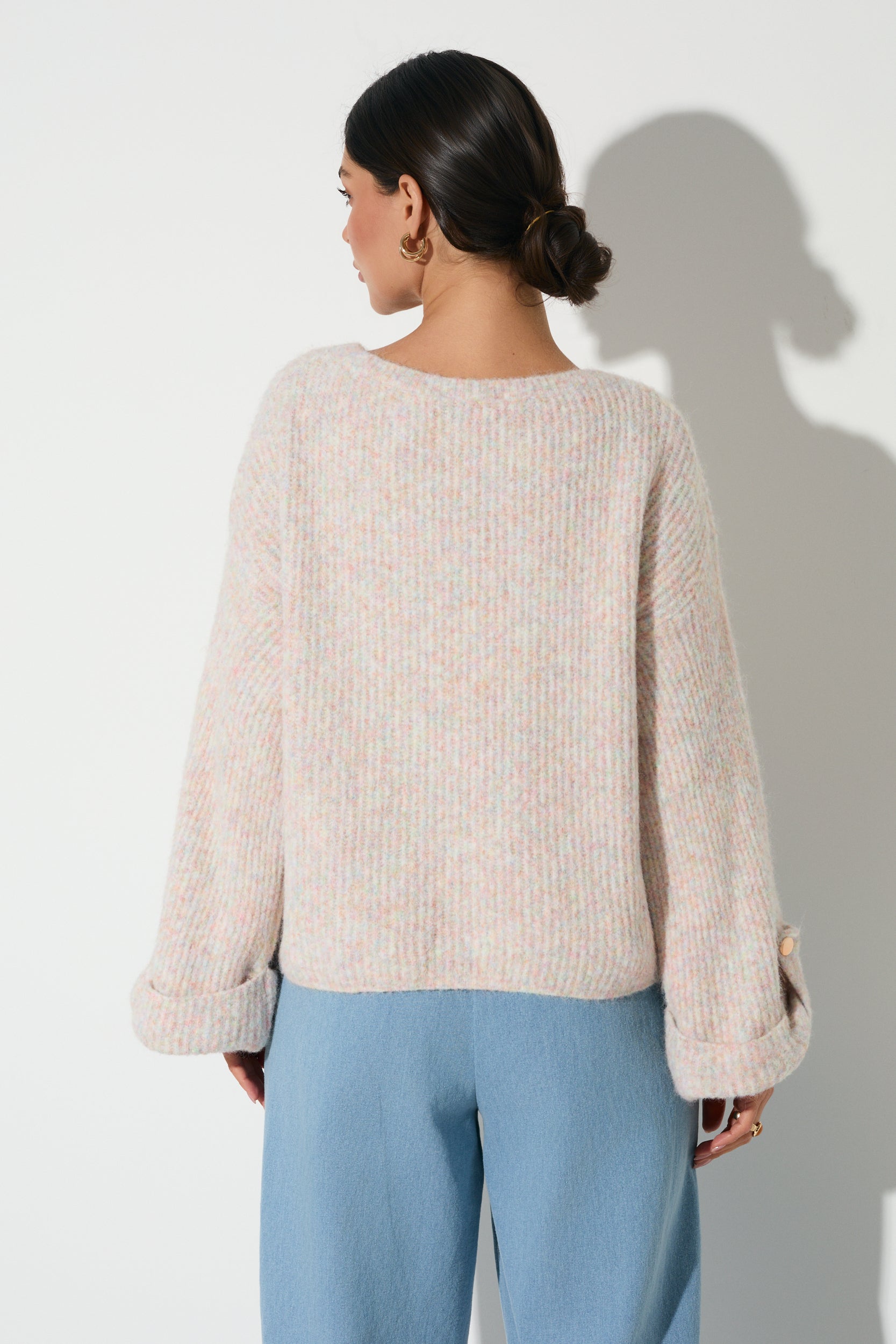 SWETER Z ROZSZERZANYM RĘKAWEM