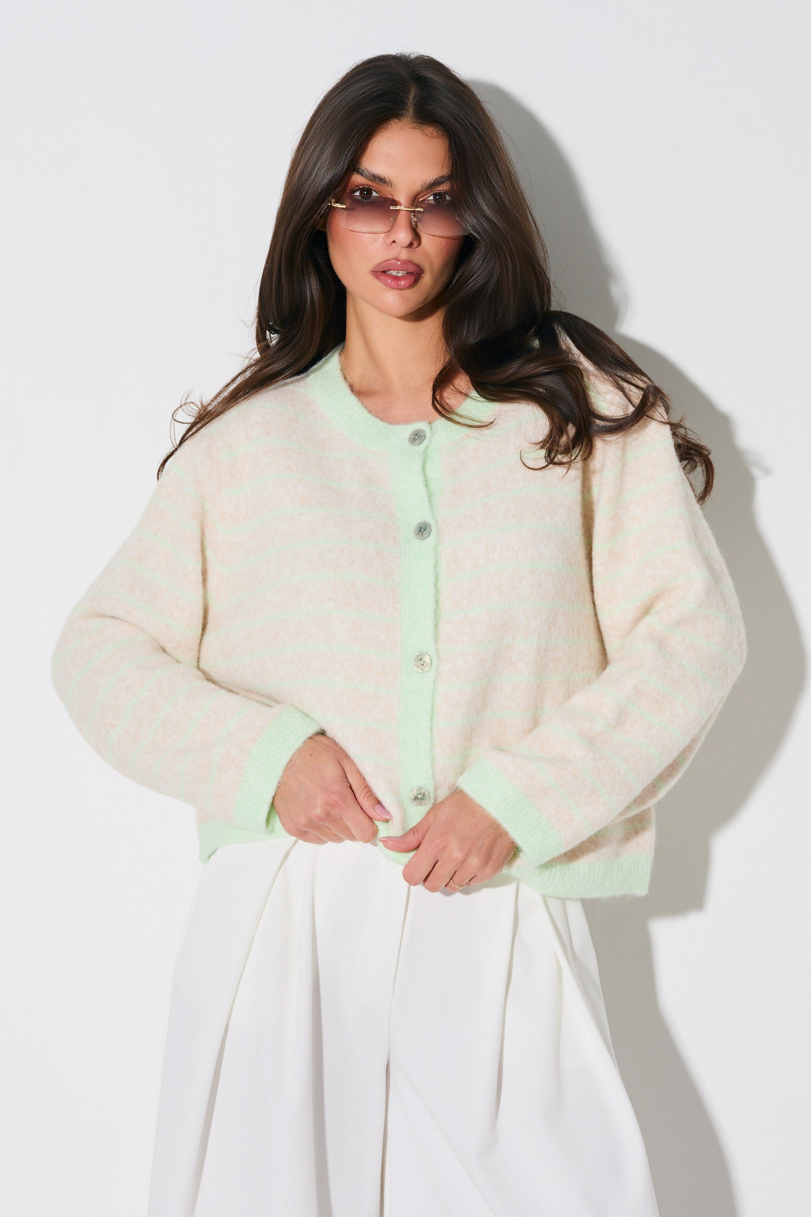 KARDIGAN W PASTELOWE PASKI