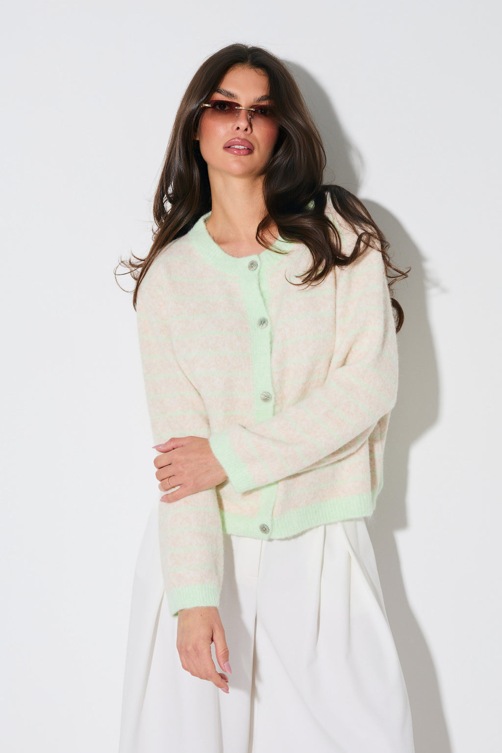 KARDIGAN W PASTELOWE PASKI
