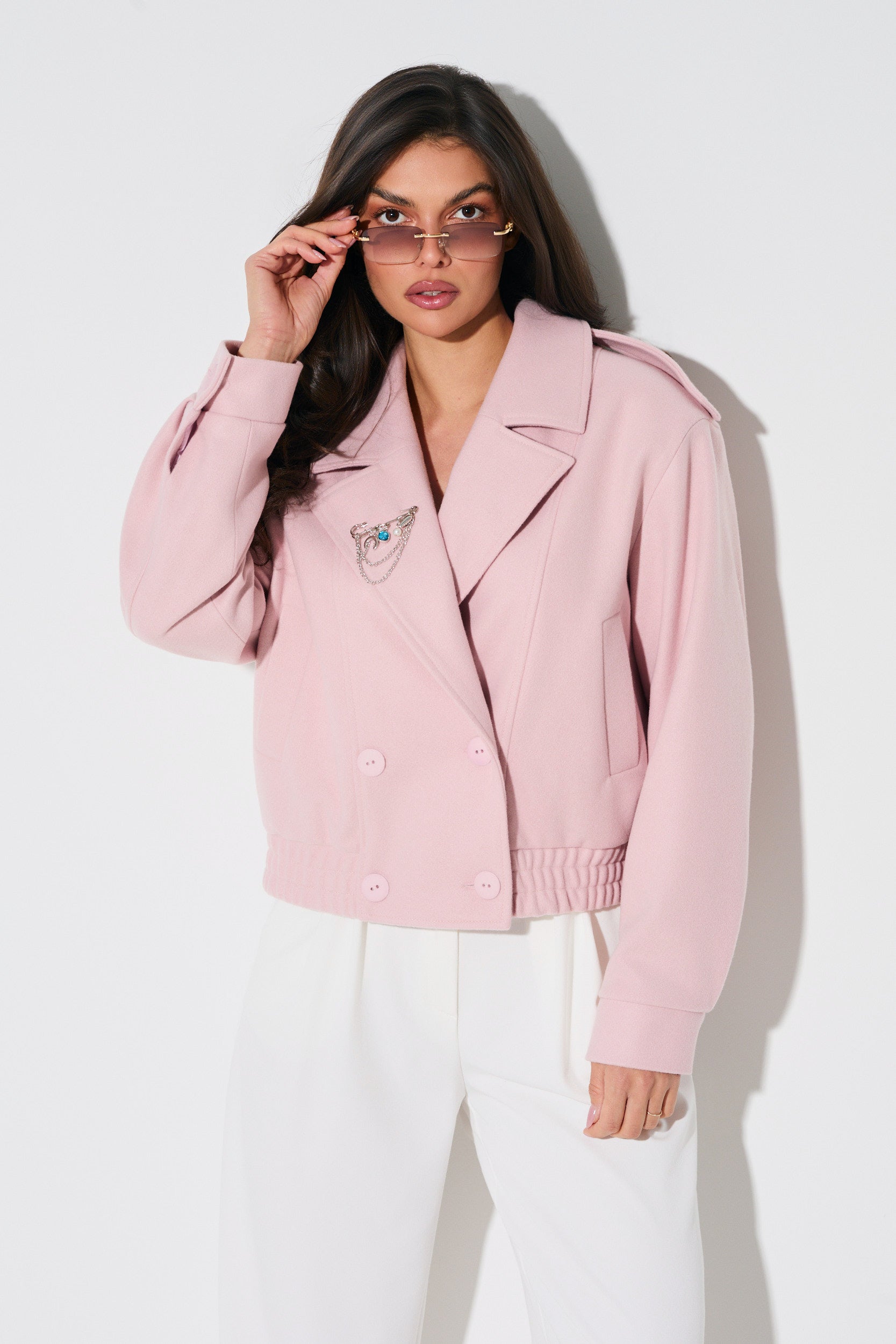 DWURZĘDOWA KURTKA Z BROSZKĄ