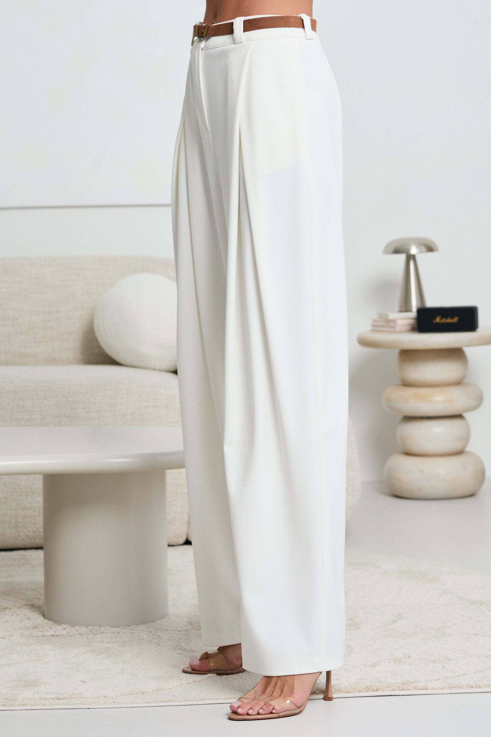 SPODNIE Z ZAKŁADKAMI