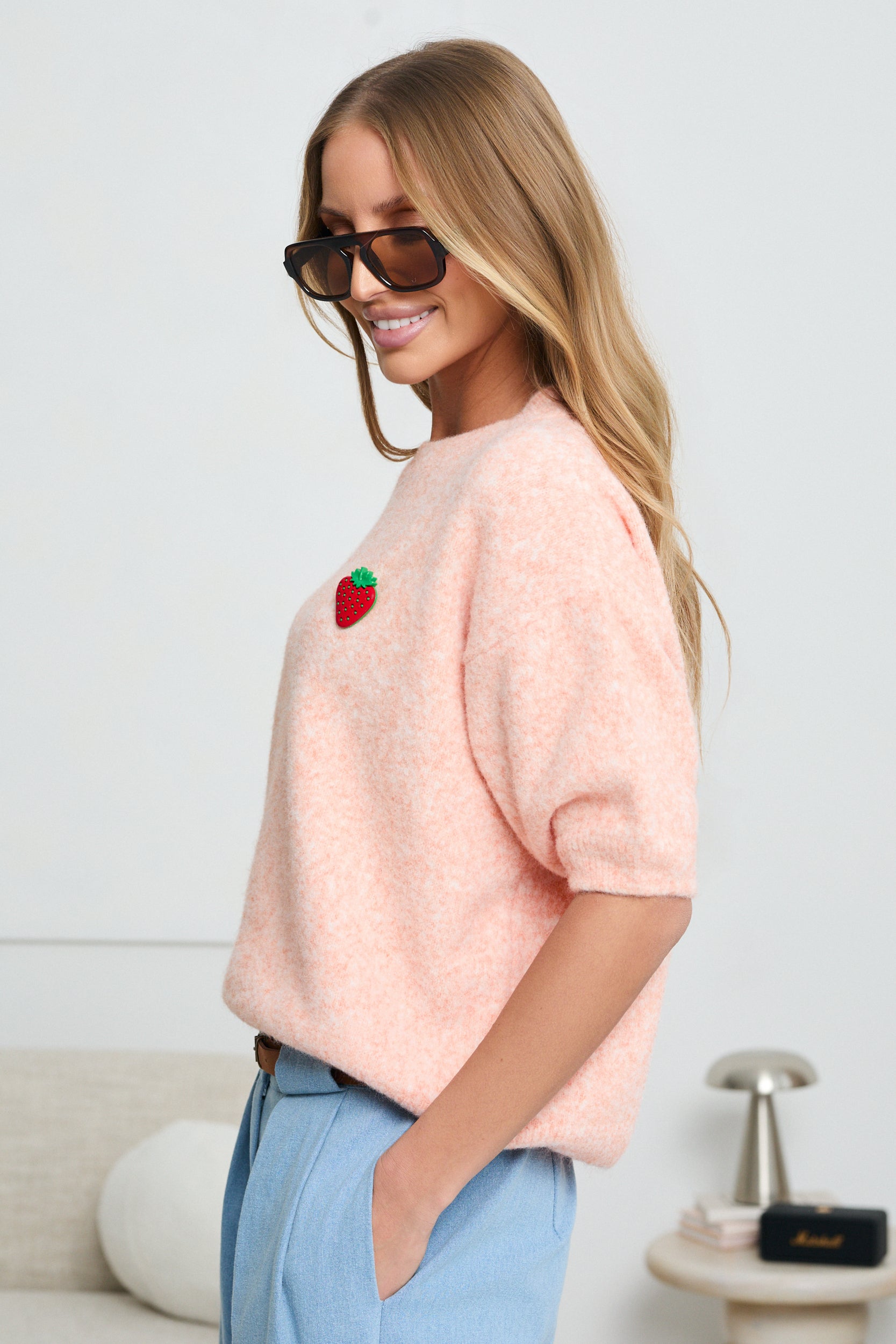 SWETER Z KRÓTKIM RĘKAWEM