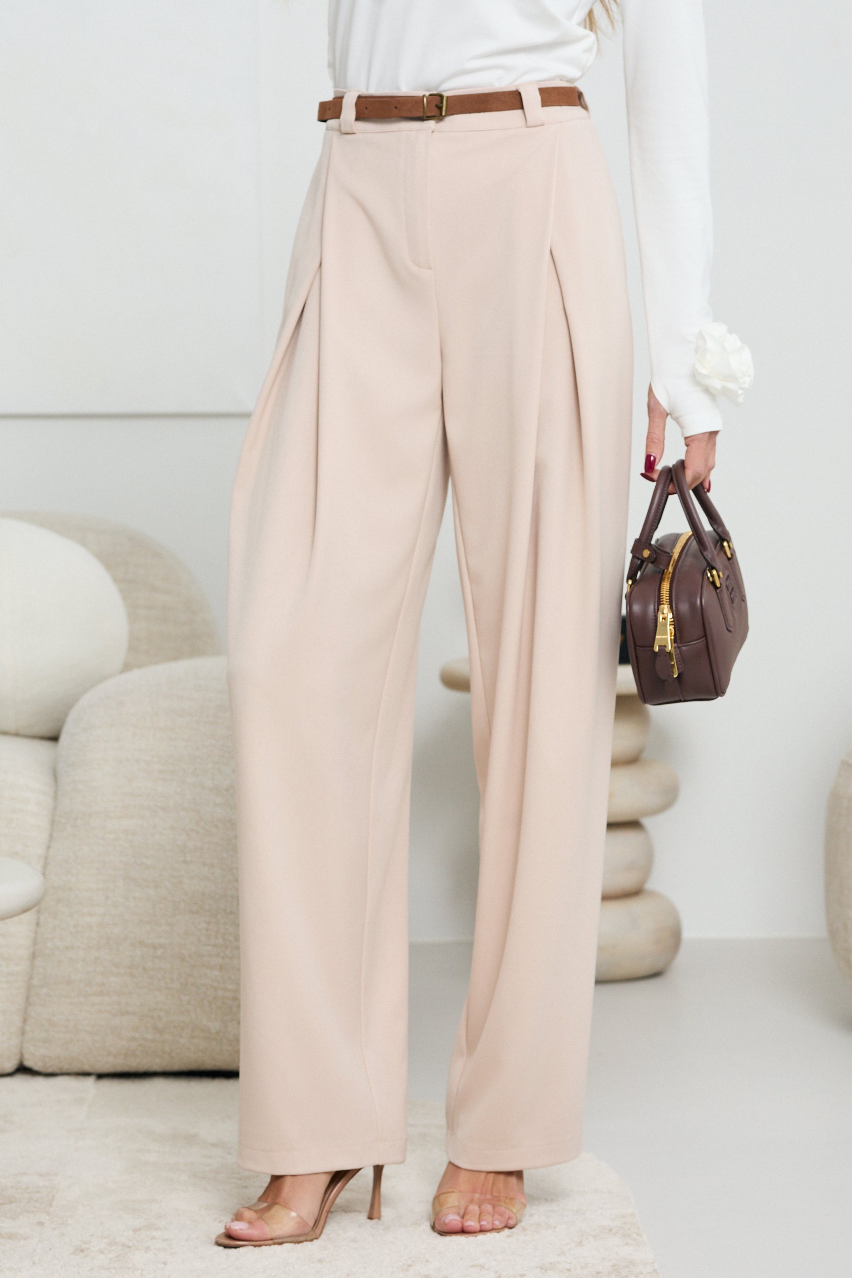 SPODNIE Z ZAKŁADKAMI