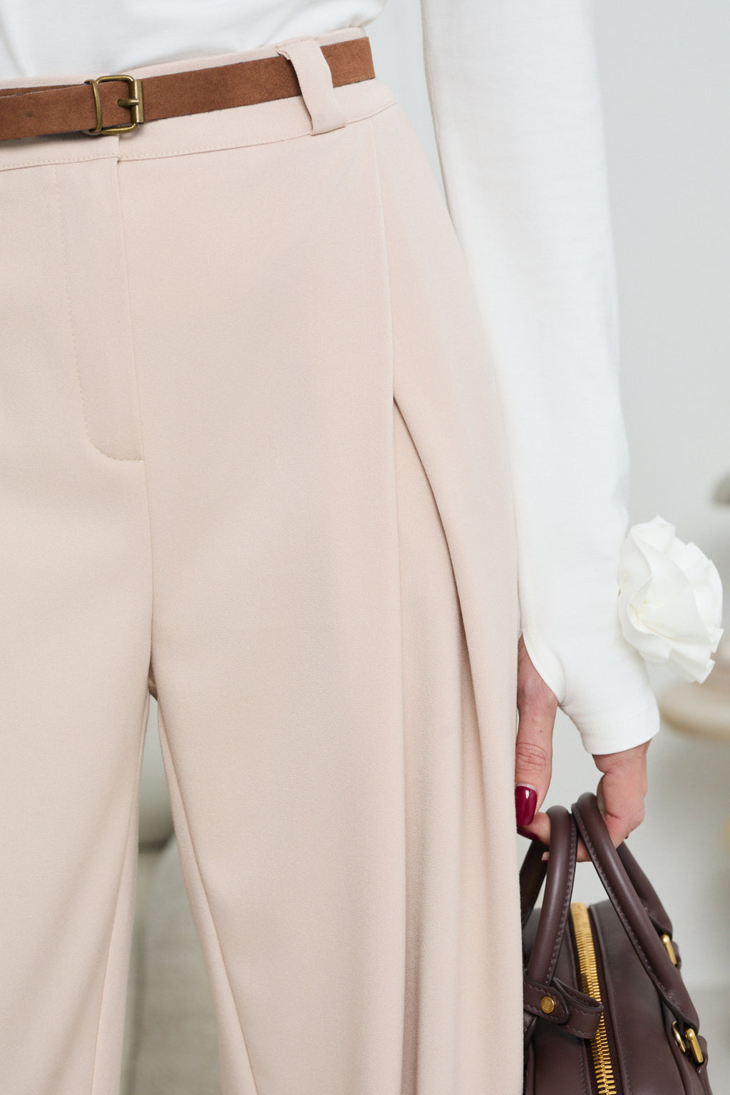 SPODNIE Z ZAKŁADKAMI