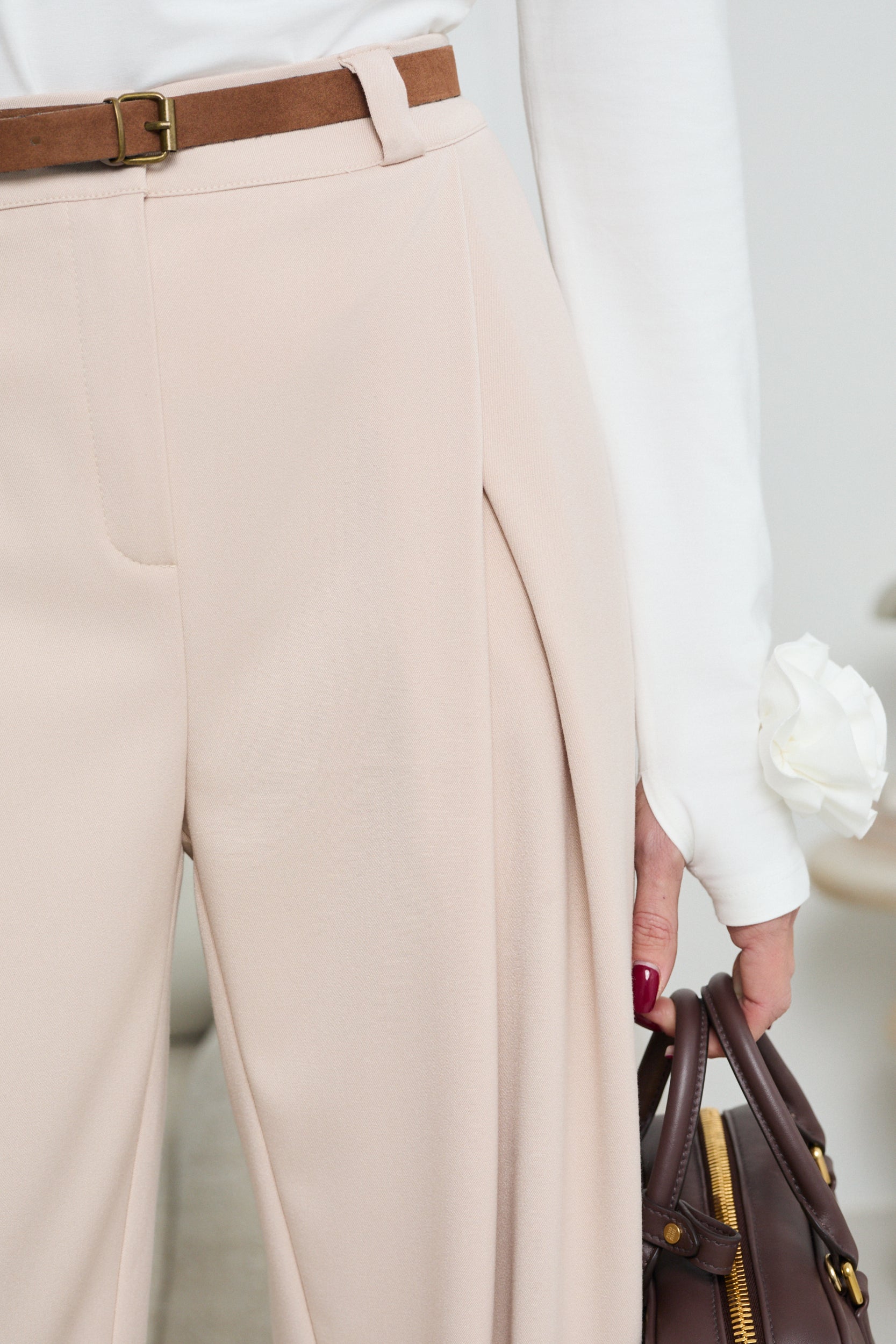 SPODNIE Z ZAKŁADKAMI