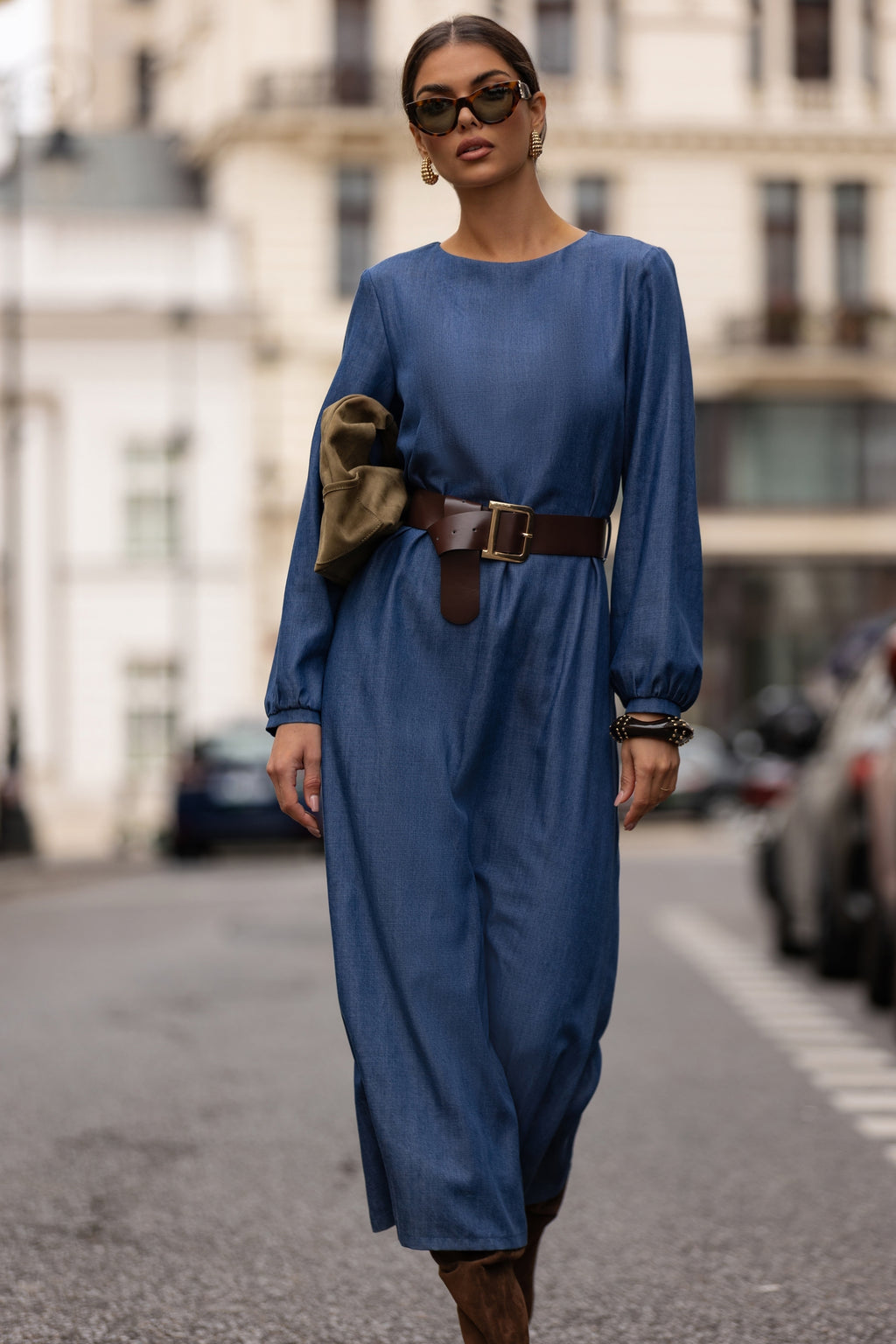 SUKIENKA MIDI Z PASKIEM