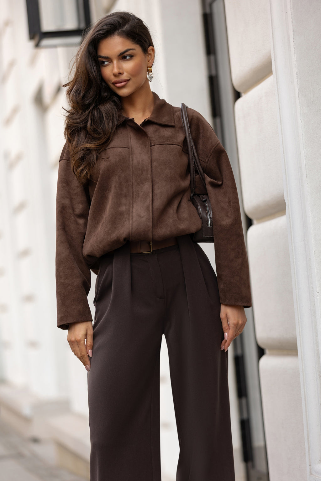 Zamszowa kurtka z kołnierzem