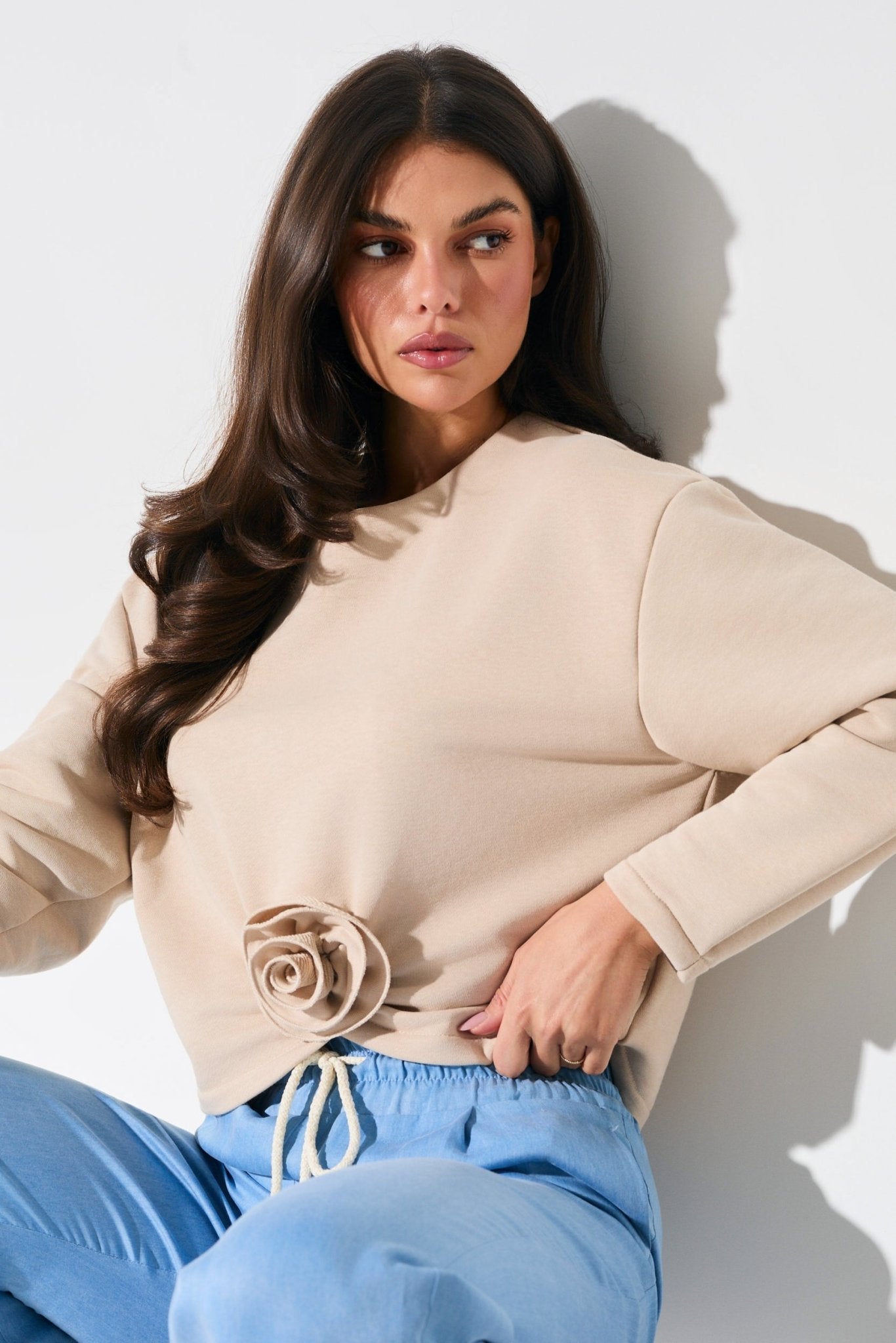 BLUZA Z RÓŻĄ LALOUS- Jasnoniebieski / S