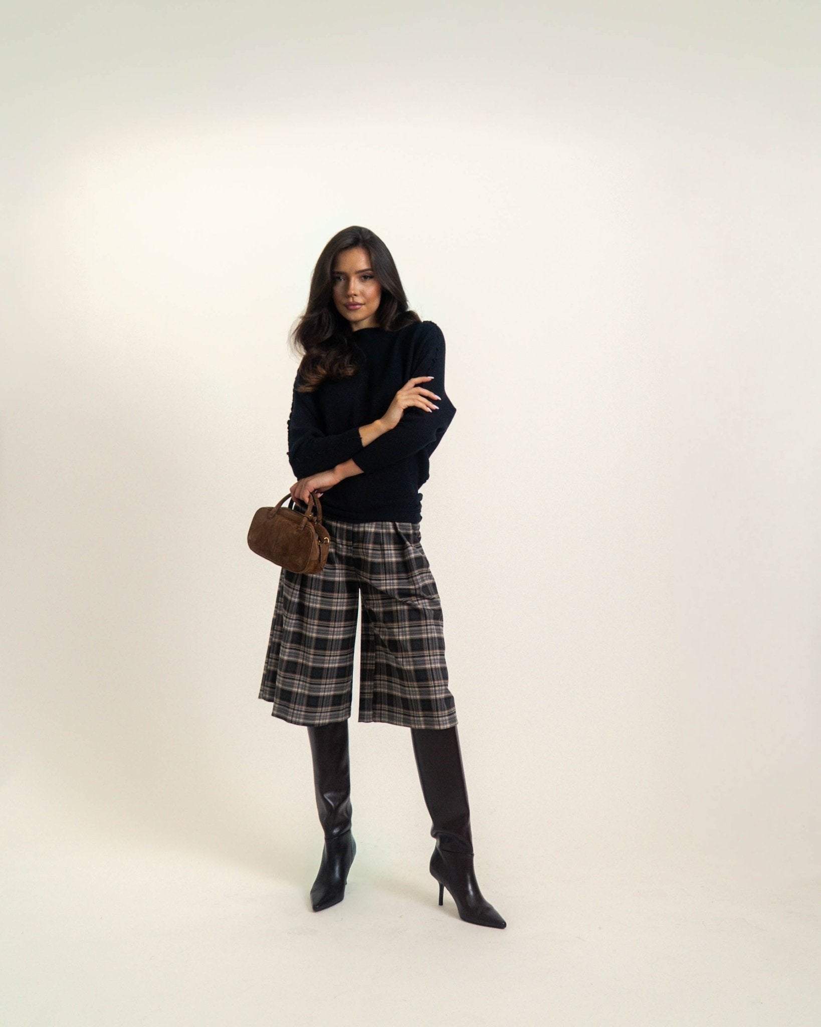 DZIANINOWY SWETER W PRĄŻKI- Czekoladowy brąz / Uniwersalny