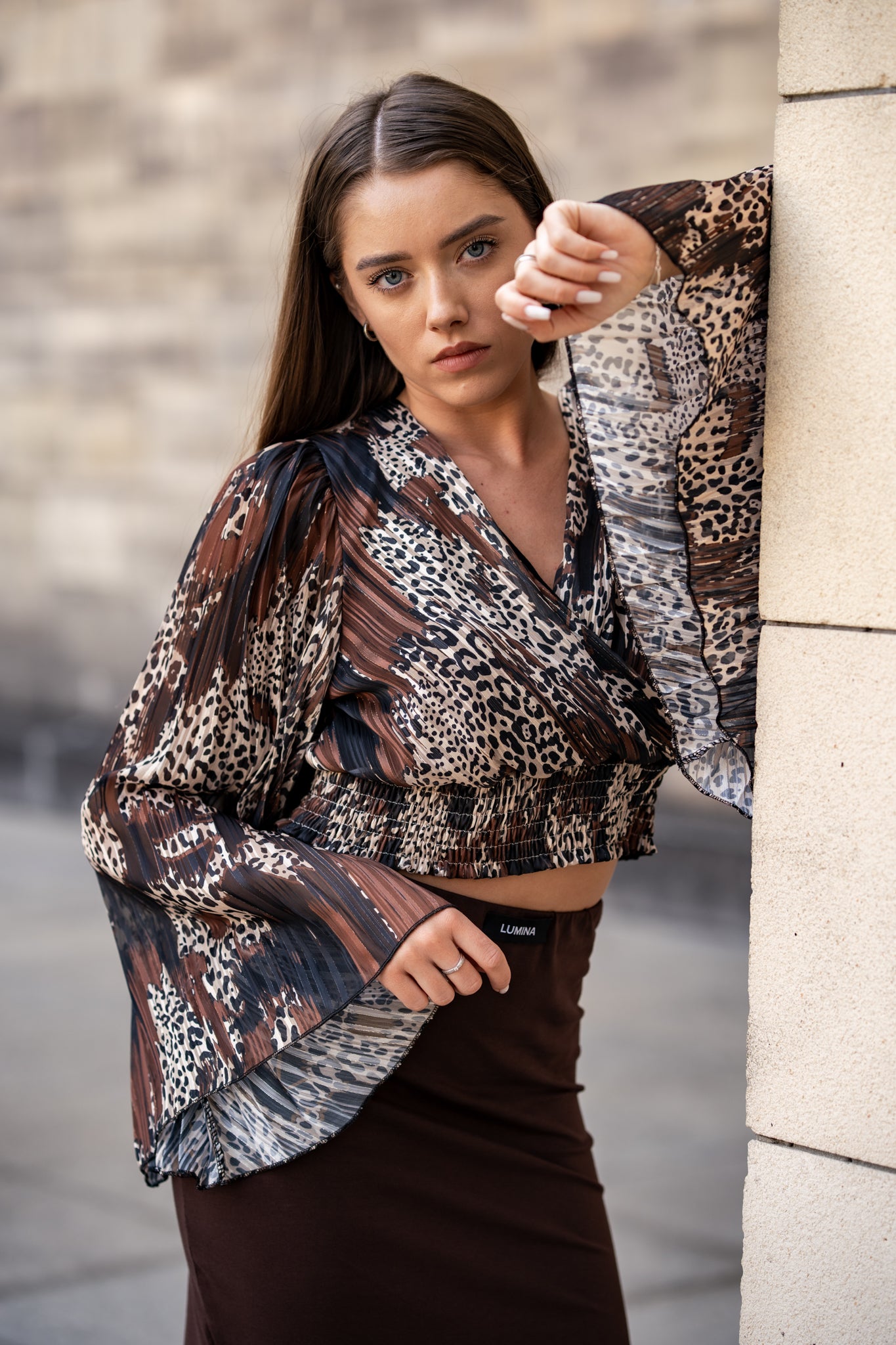 Kopertowa Bluzka ze Zwierzęcym Wzorem i Szerokimi Rękawami- Brązowy / Uniwersalny