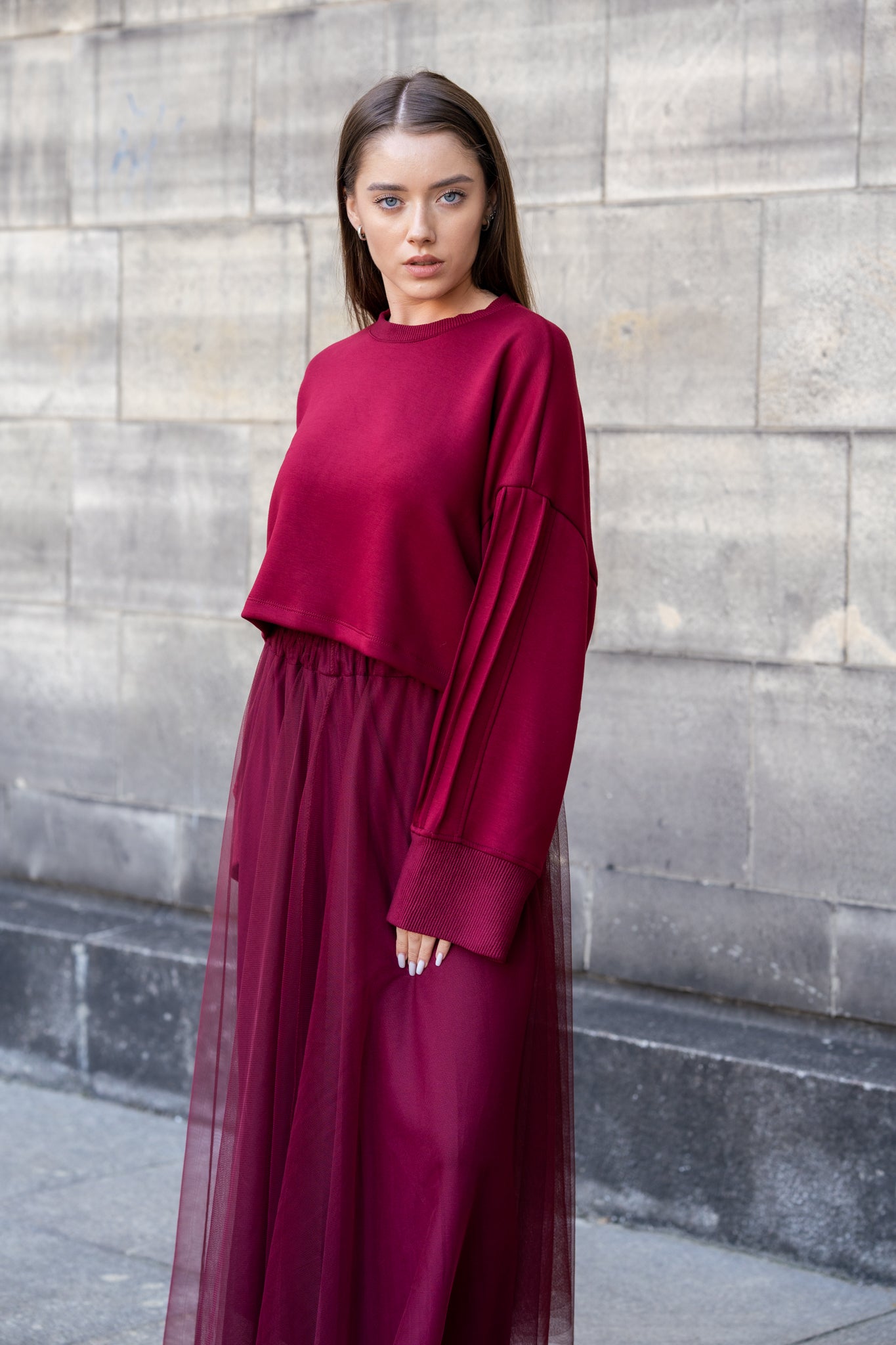 Tiulowa spódnica midi