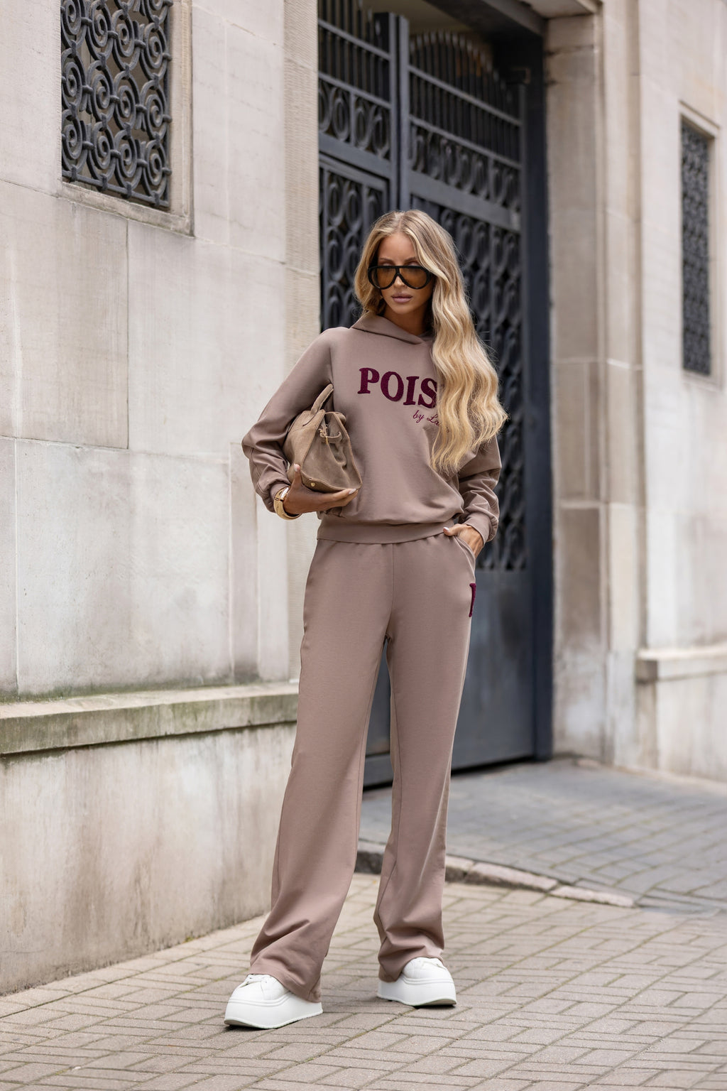 Bluza Poise z napisem