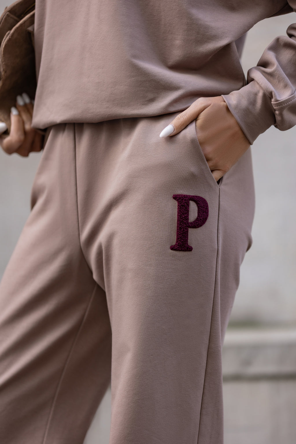 Bluza Poise z napisem