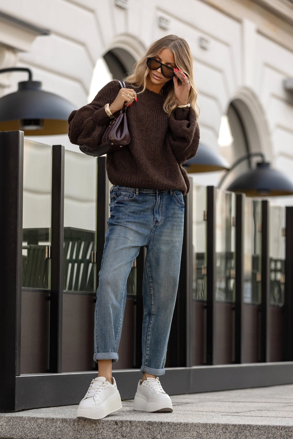 OVERSIZOWY SWETER- Kremowy / Uniwersalny