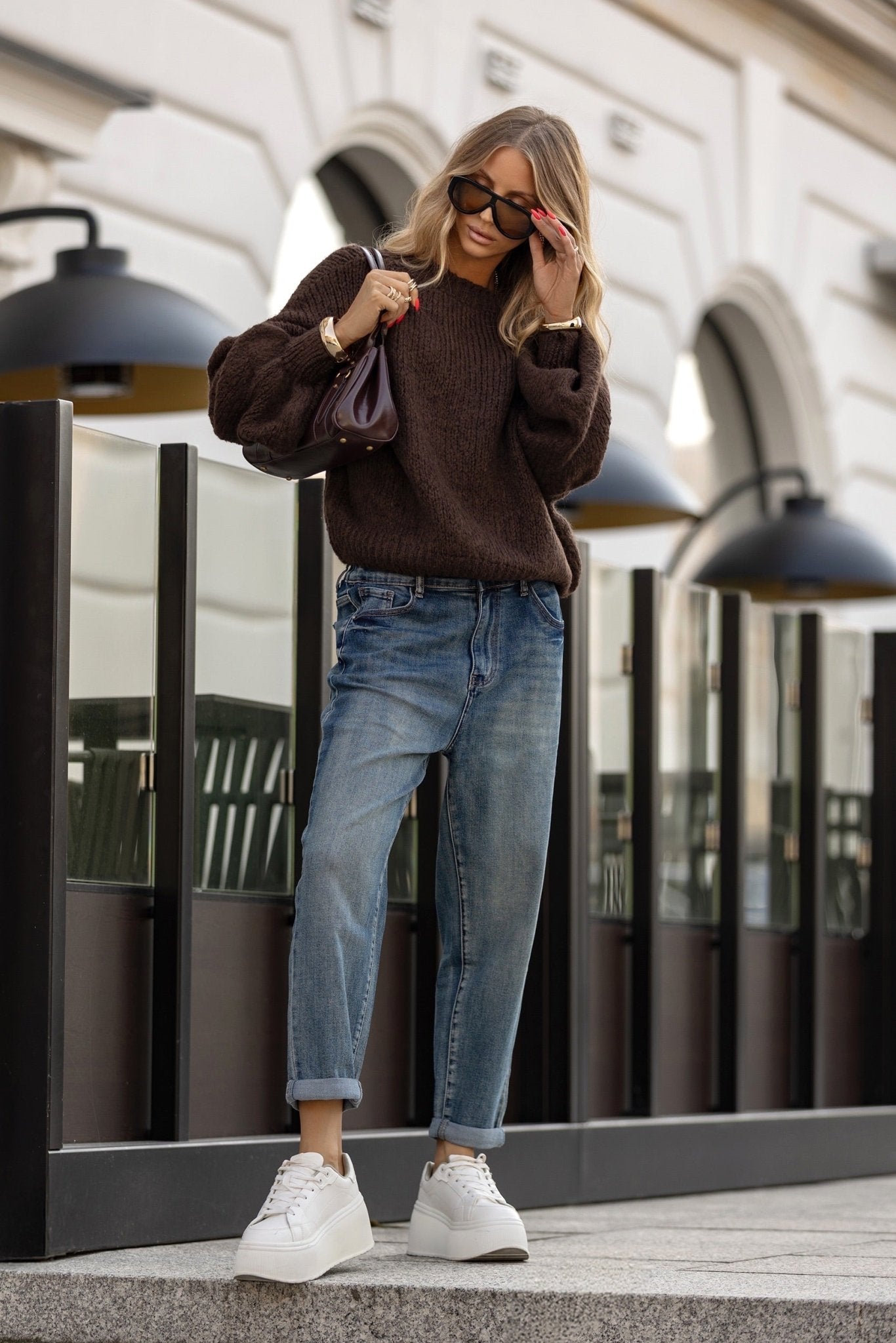 OVERSIZOWY SWETER- Kremowy / Uniwersalny