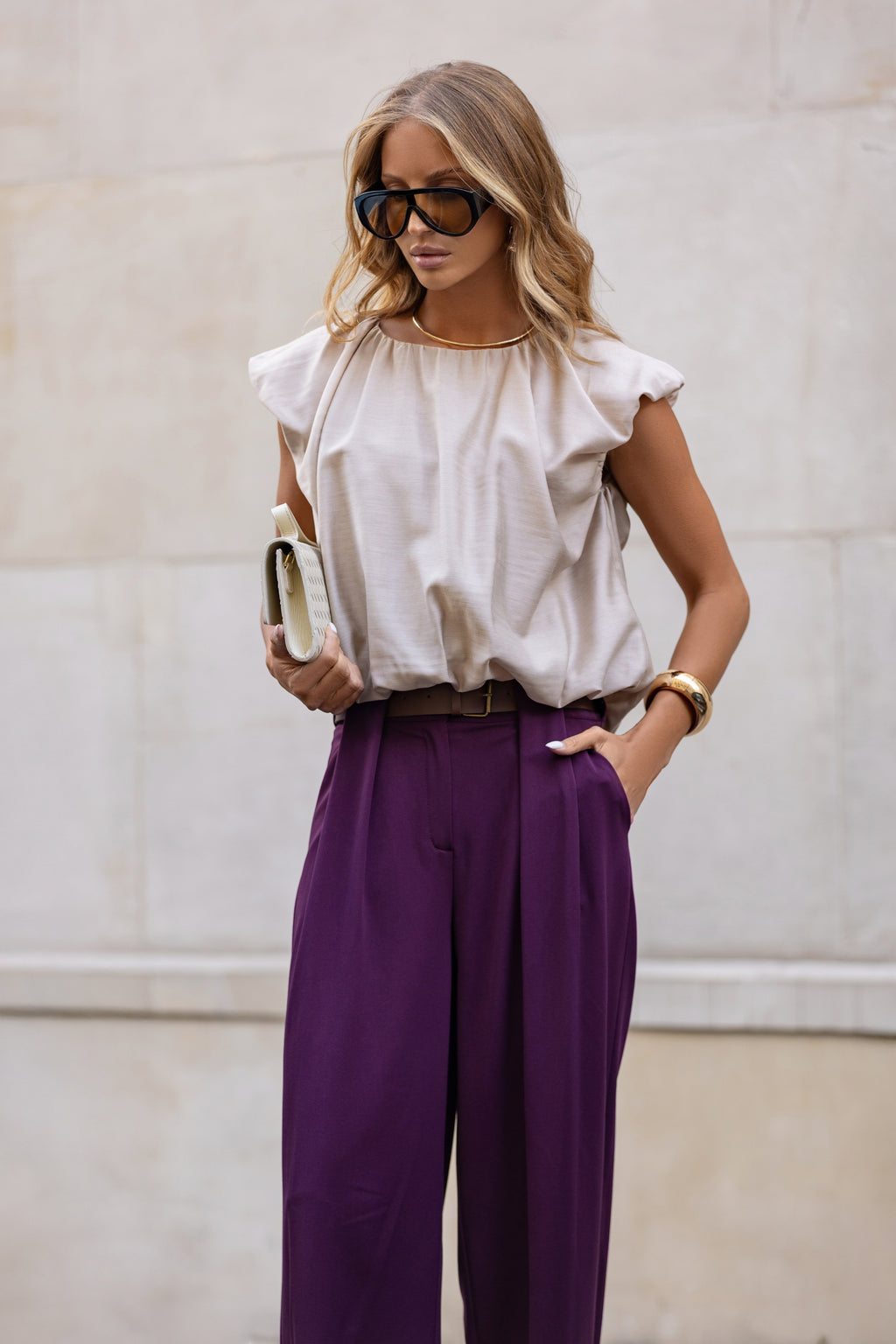 Eleganckie spodnie z paskiem