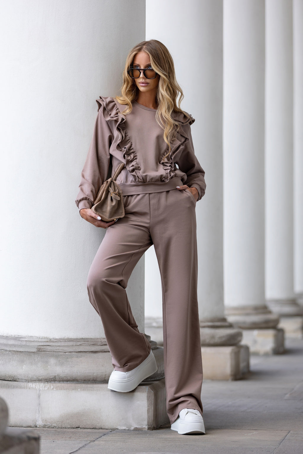 Spodnie dresowe z prostą nogawką